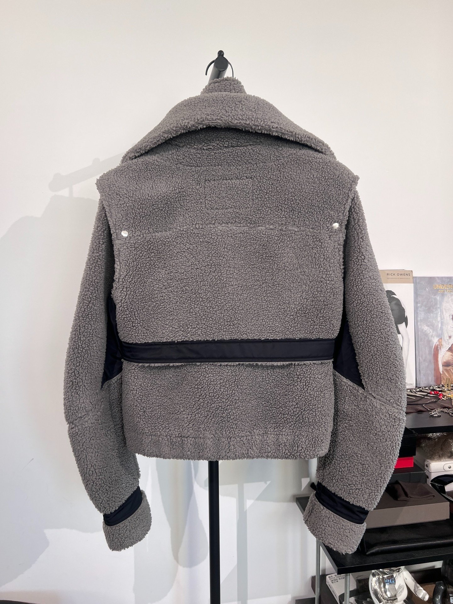 Heliot Emil Gray Fleece Short Jacket — front