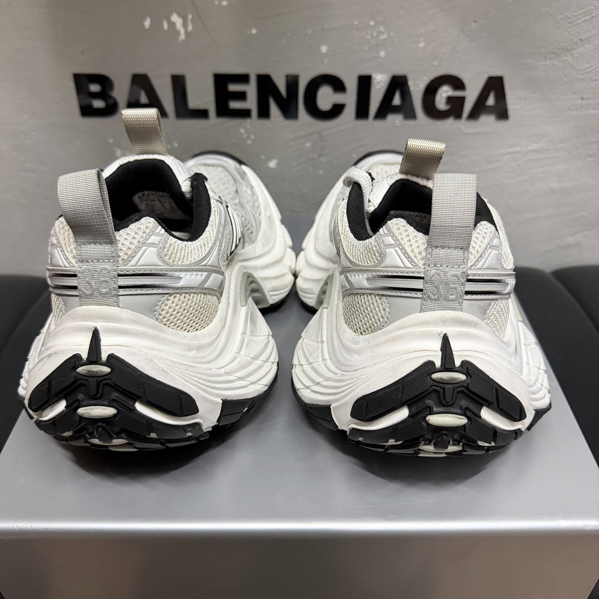 Balenciaga 10XL Chunky Sneakers — label