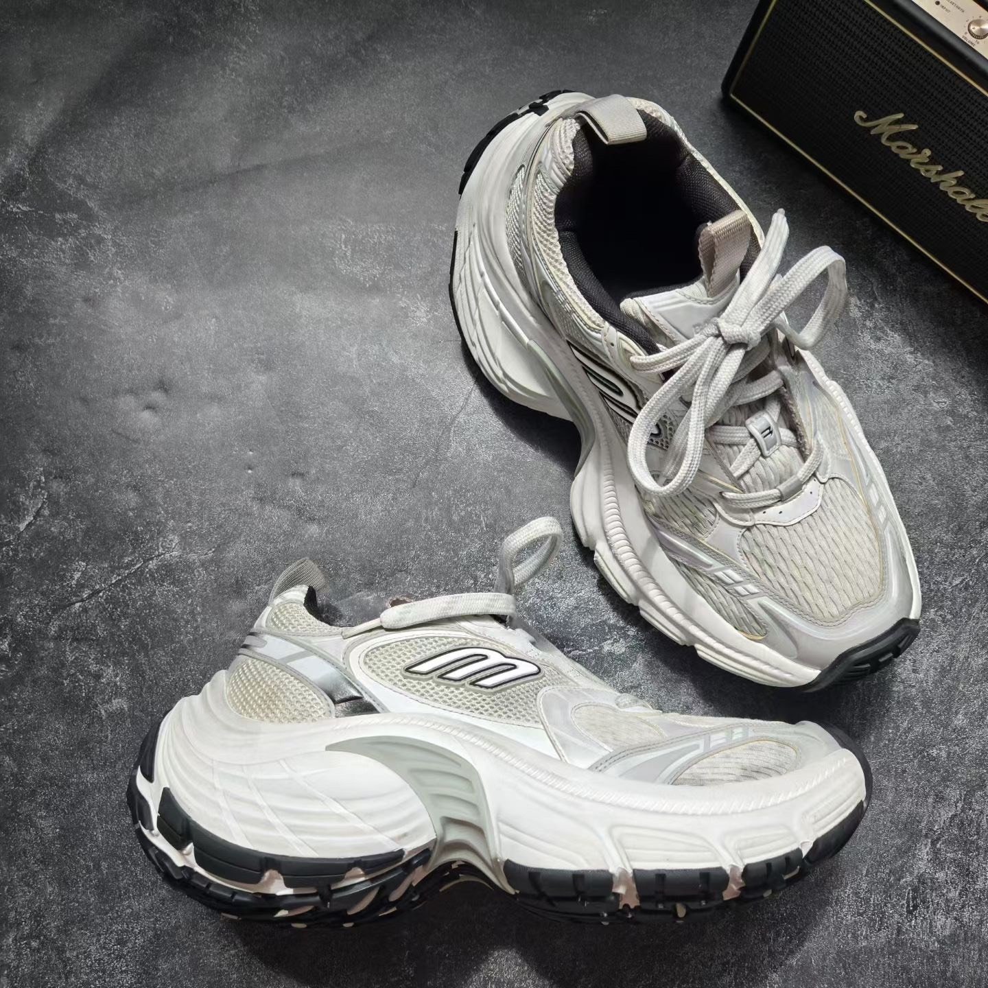 Balenciaga 10XL Black White Sneakers — label