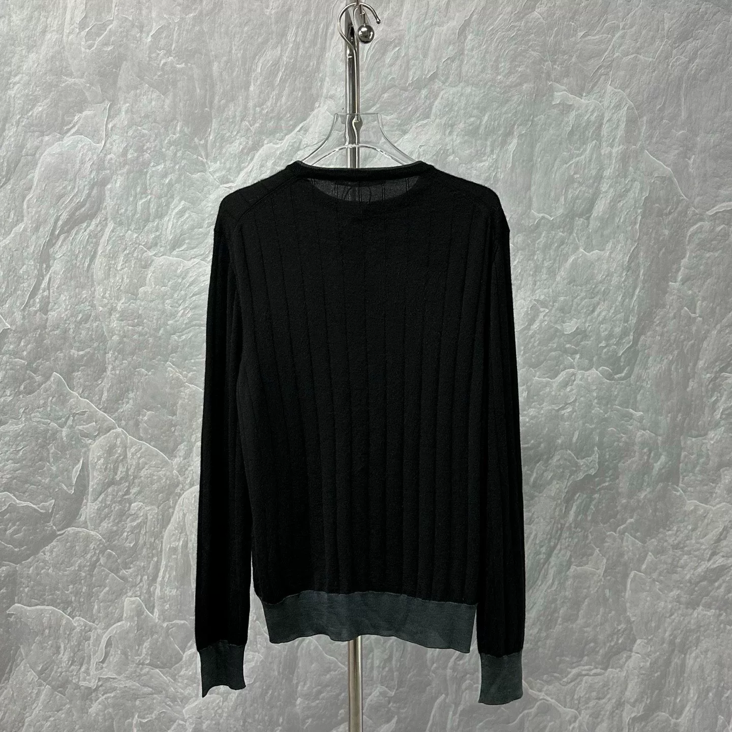 Louis Vuitton LV Logo Colorblock Wool Knit XS — back
