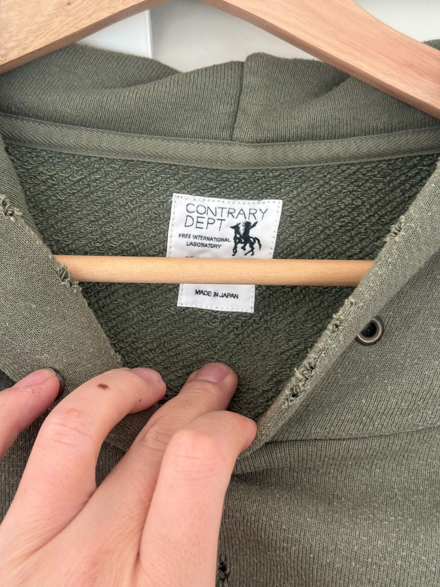 visvim AMPLUS HOODIE P.O. CRASH — label