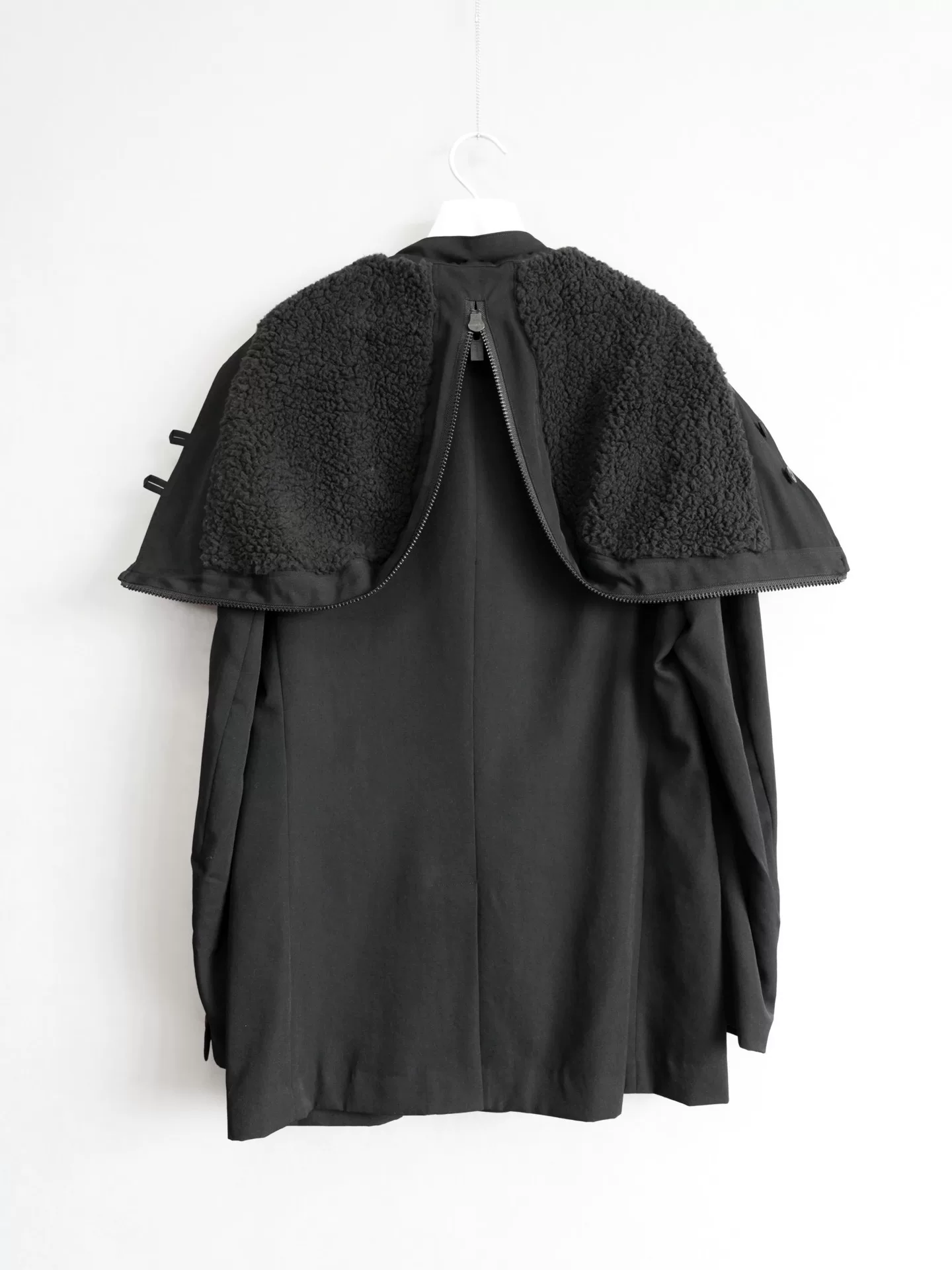 Yohji Yamamoto 21AW Detachable Hood Jacket — detail