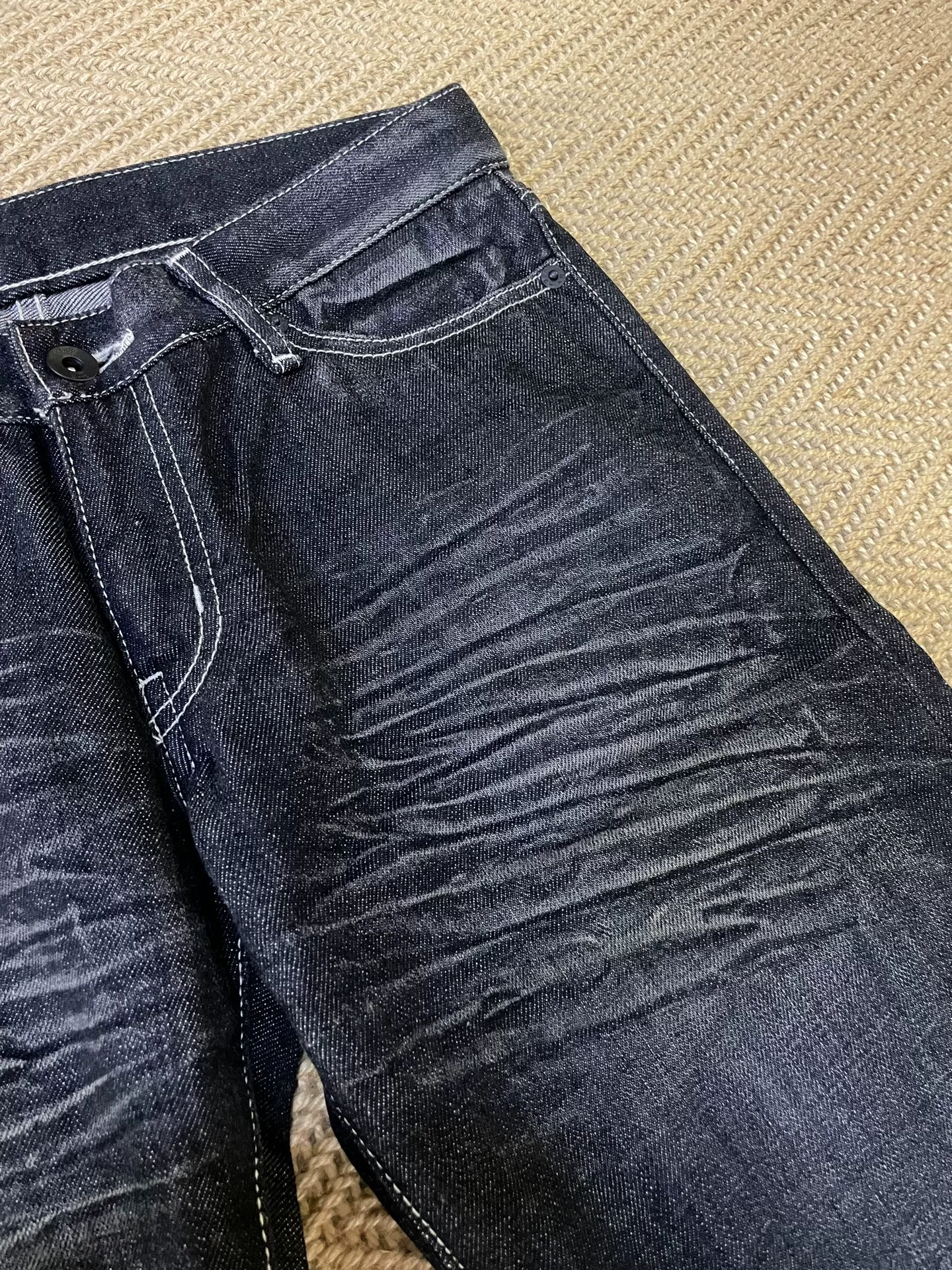 NEIGHBORHOOD 06EX Black Washed Jeans — label