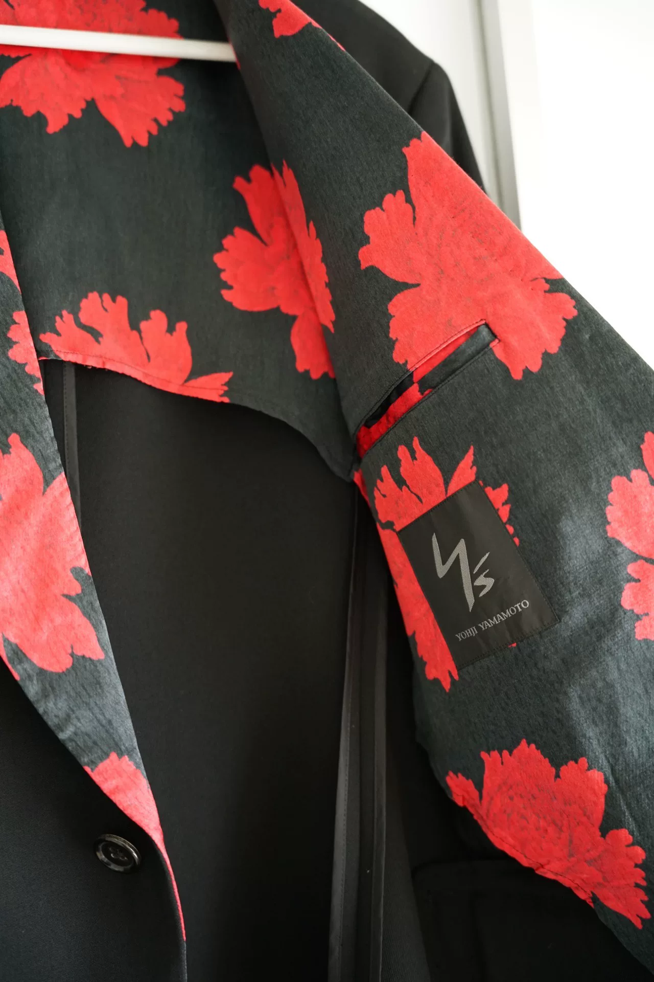Yohji Yamamoto 05AW Peony Silk Collar Blazer — label
