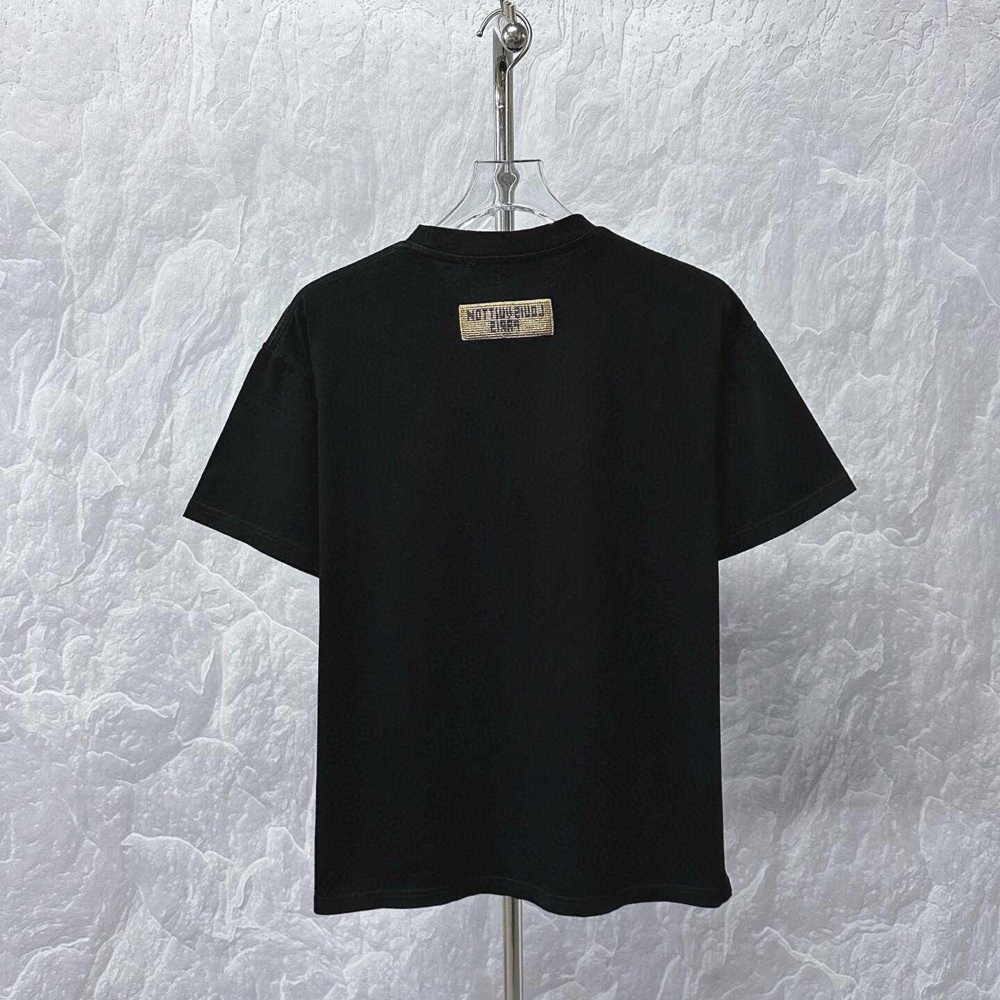 Louis Vuitton Gradient Beaded Letter Tee — back
