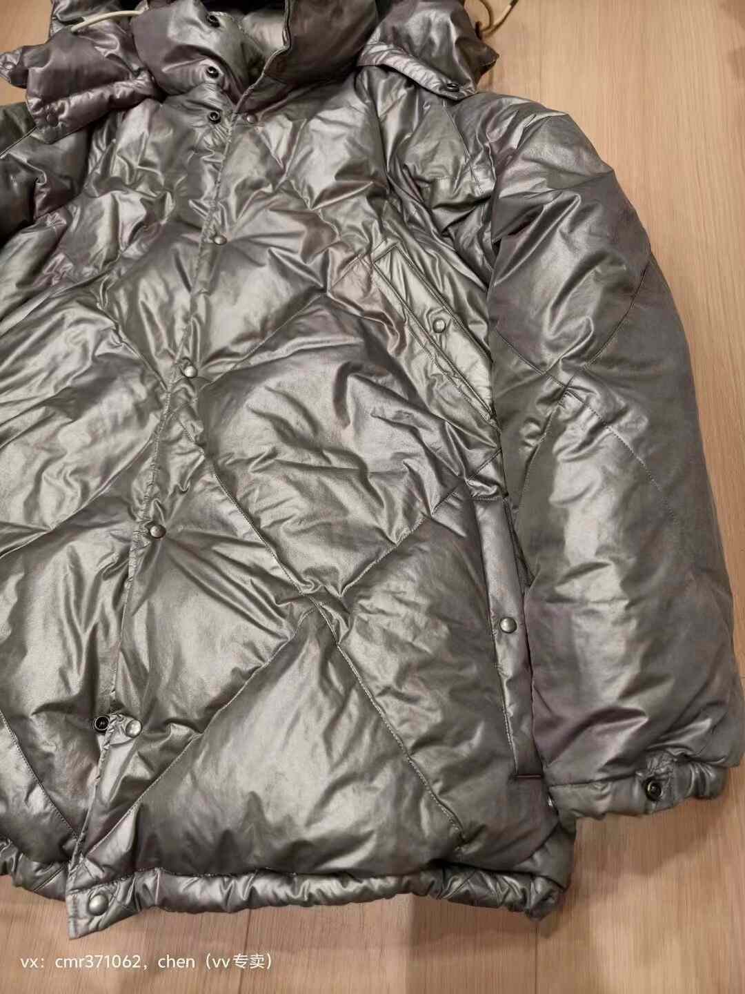 visvim 19AW Kodiak Down Jacket — detail