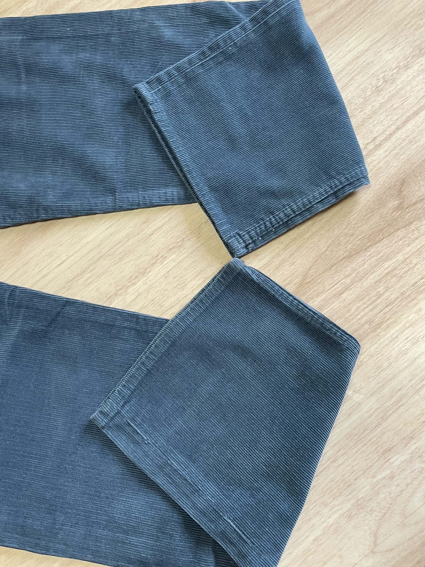 OriginalFake 3M Back Pocket Corduroy Pants — label