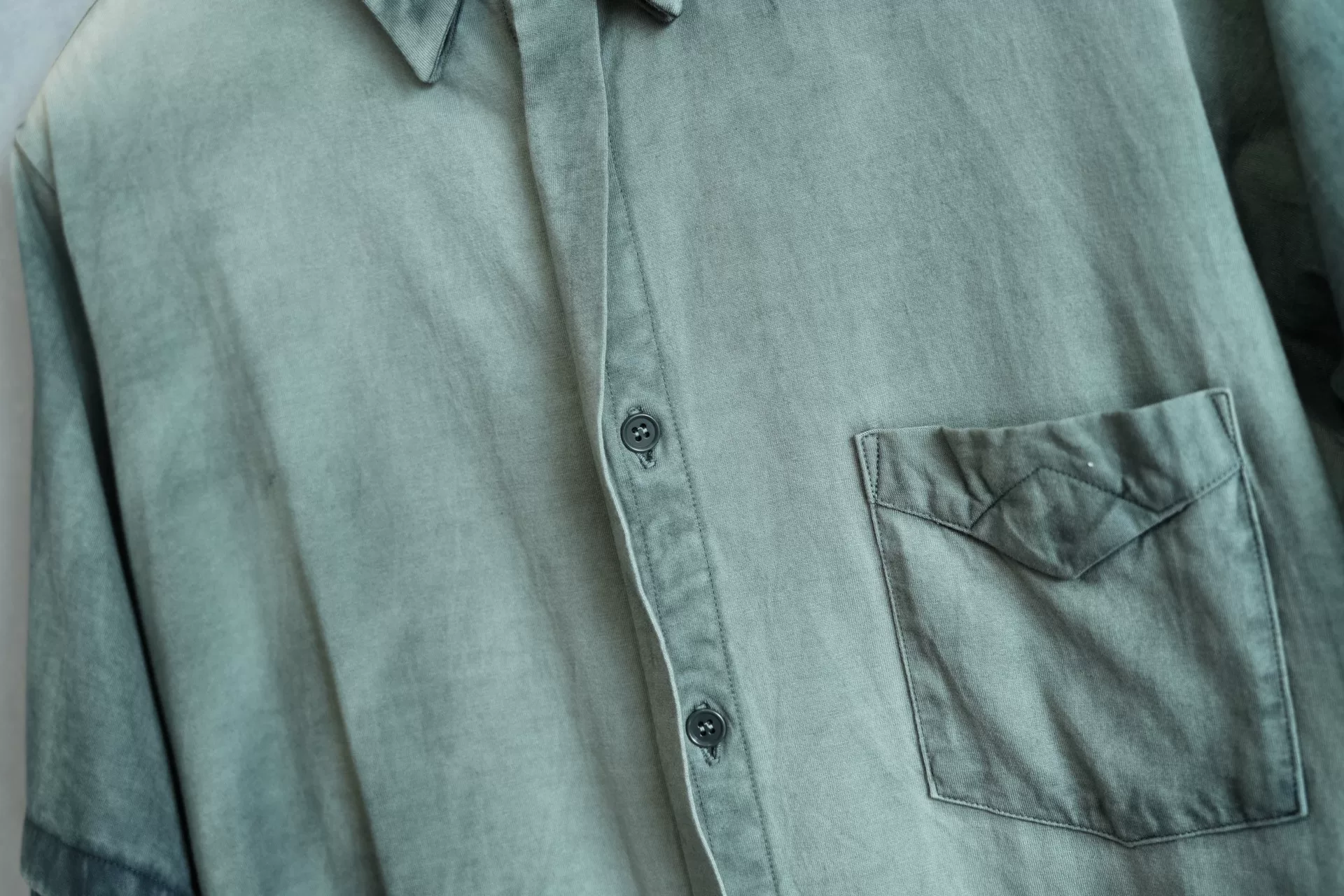 Yohji Yamamoto Green Floral Short Shirt — detail