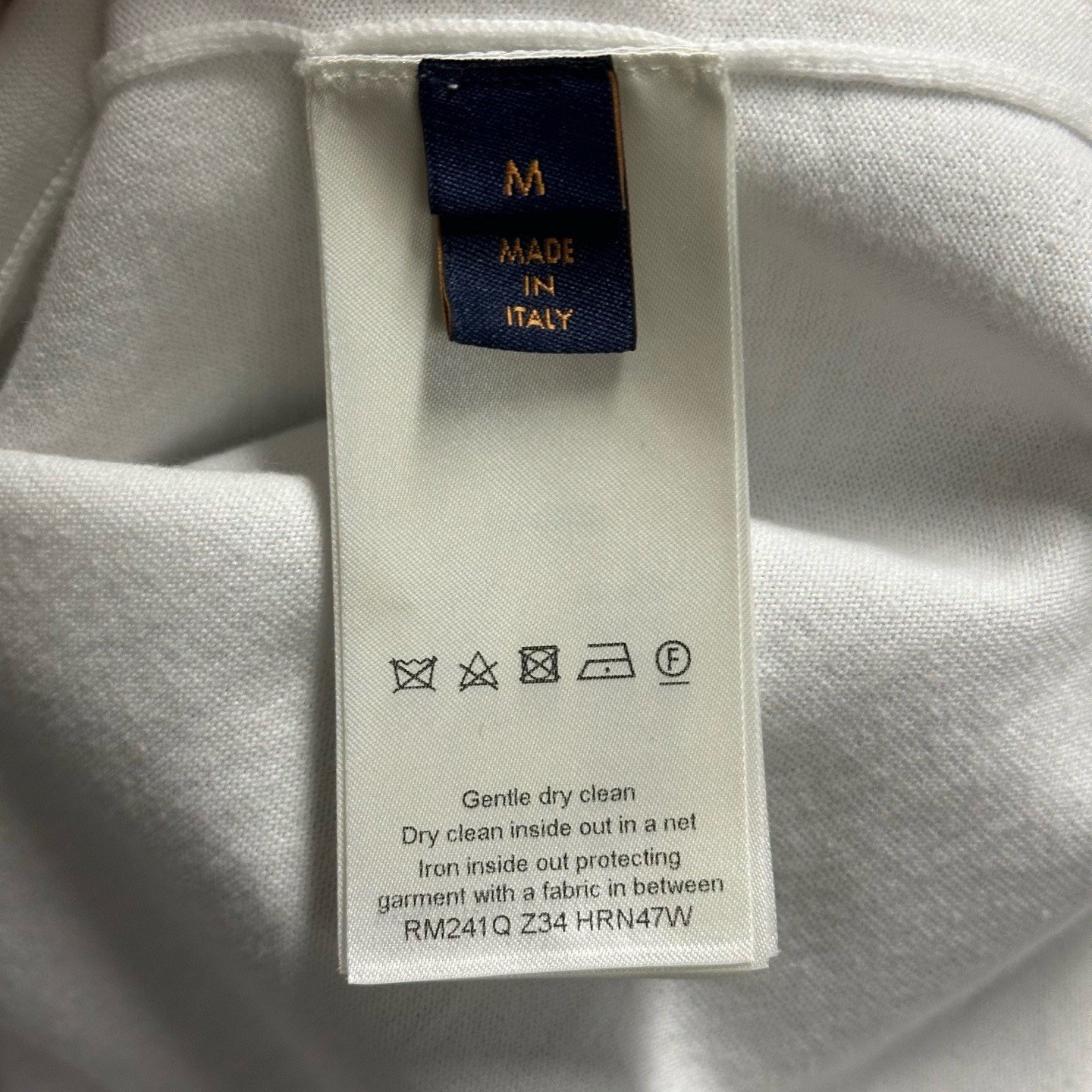Louis Vuitton SS24 Embroidered Knit Short Sleeve T-shirt — label