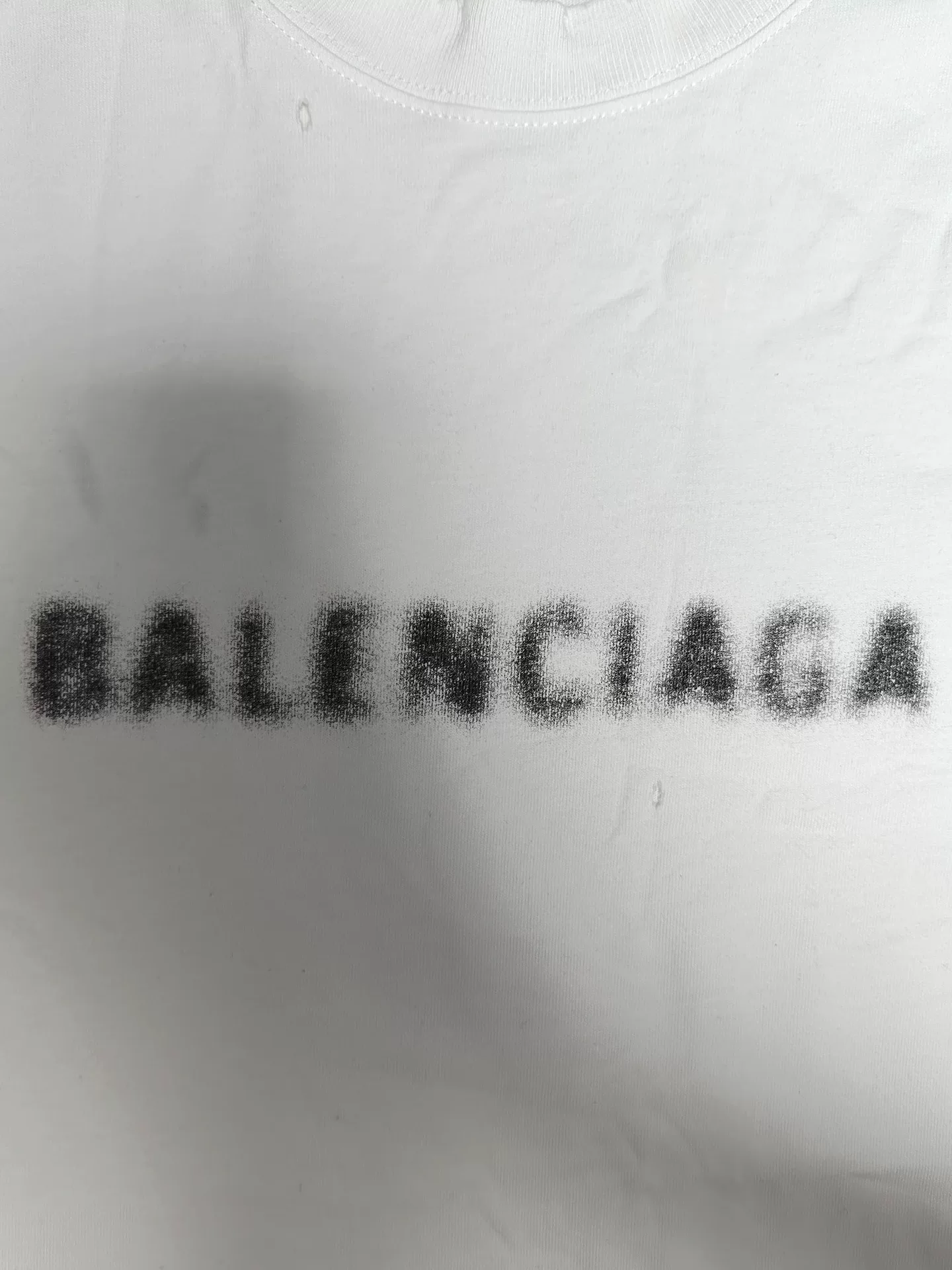 Balenciaga 22SS Blurred Logo Distressed T-Shirt — detail