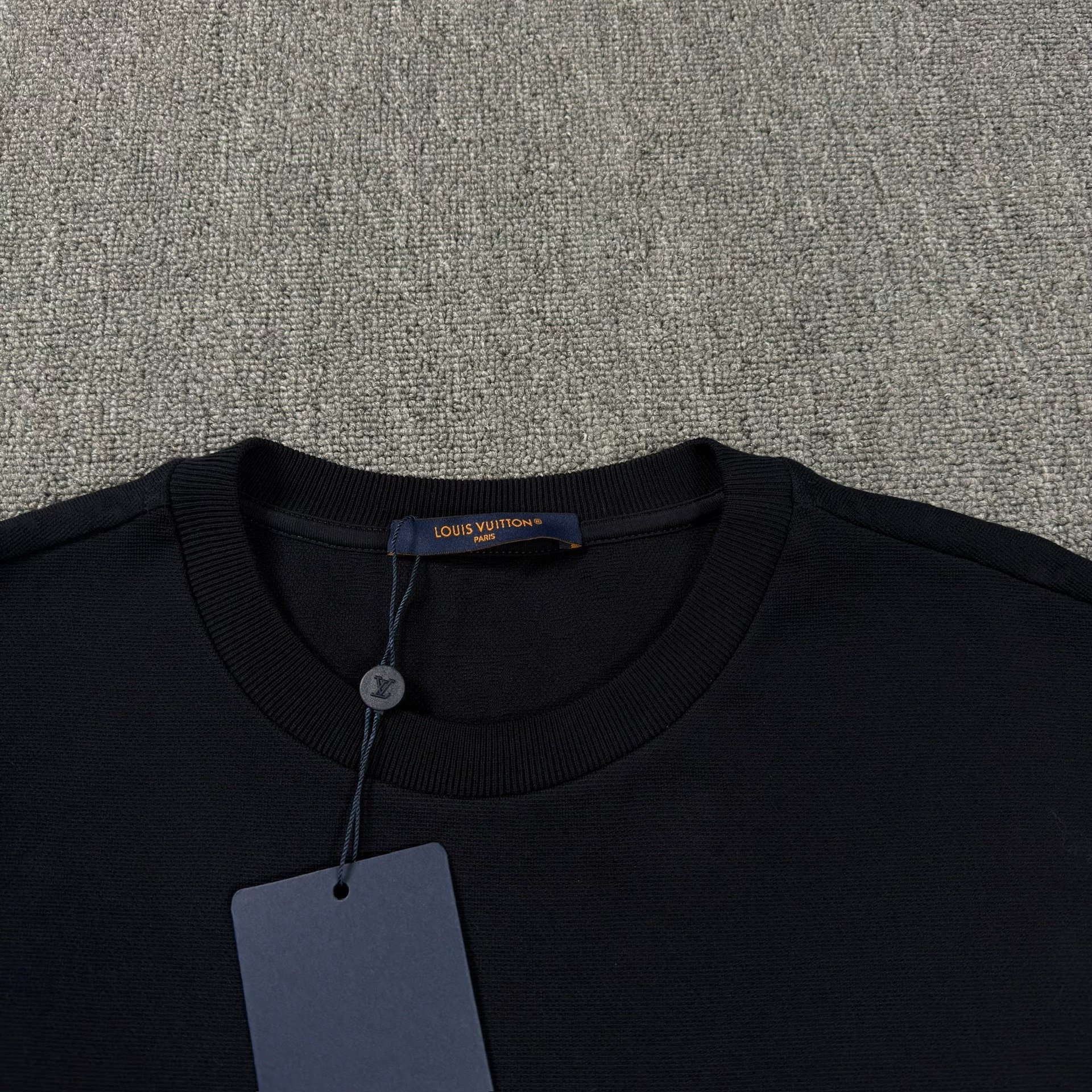 Louis Vuitton Dark Short-Sleeve T-Shirt — detail