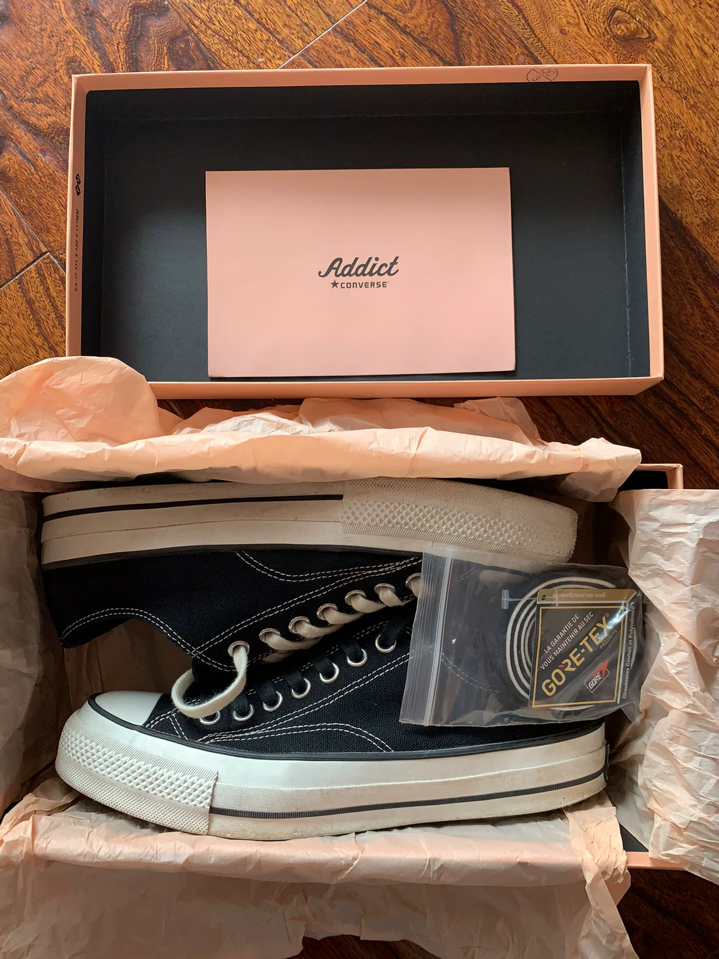 Converse Addict Waterproof Black Low — front