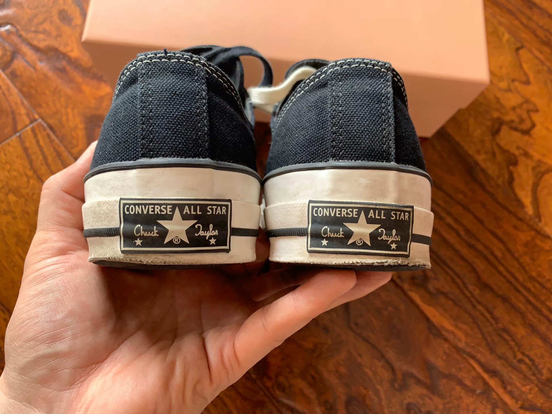 Converse Addict Waterproof Black Low — label