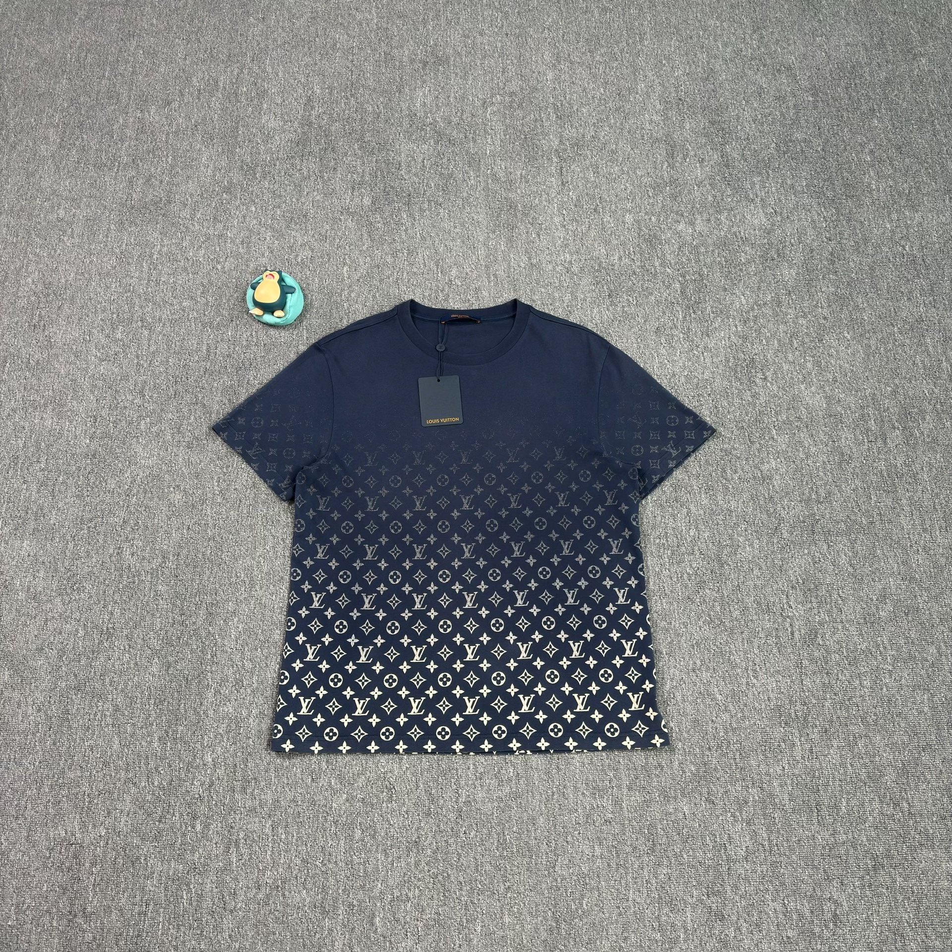 Louis Vuitton Gradient Blue Short-Sleeve Shirt