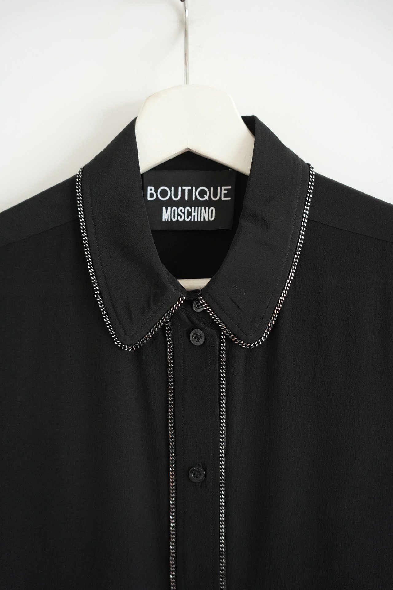Moschino Chain Trim Silk Shirt — detail