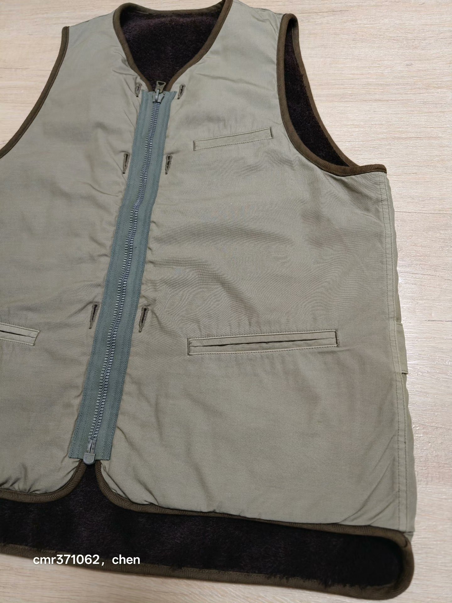 VISVIM 21 LINER VEST — detail