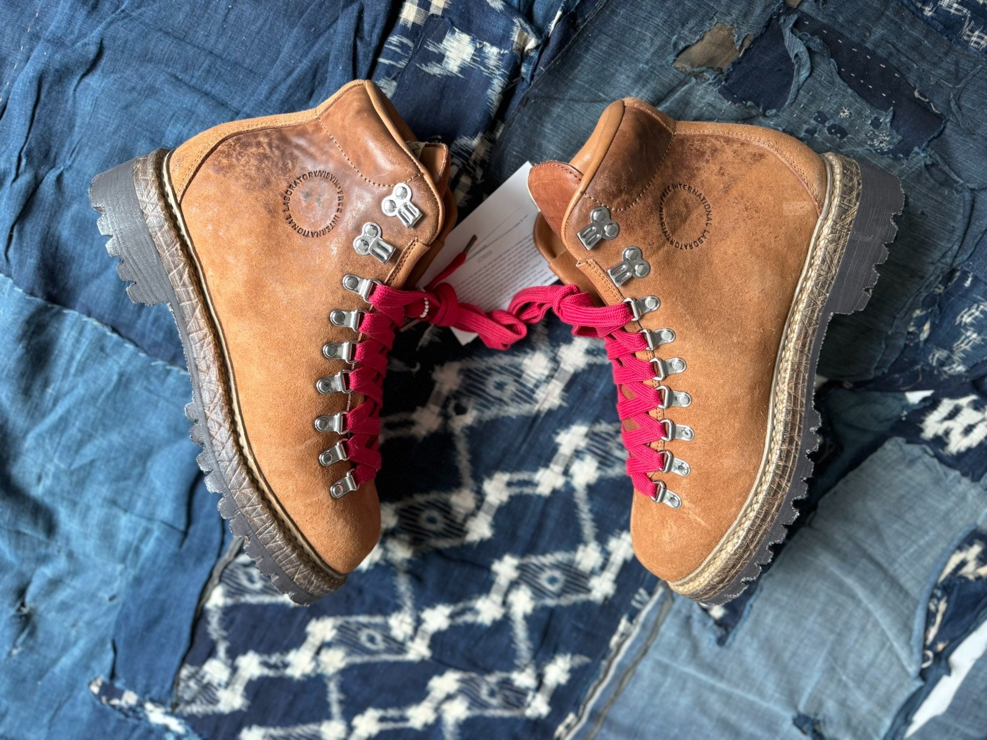 VISVIM 26SS WHYMPER BOOTS-FOLK — label