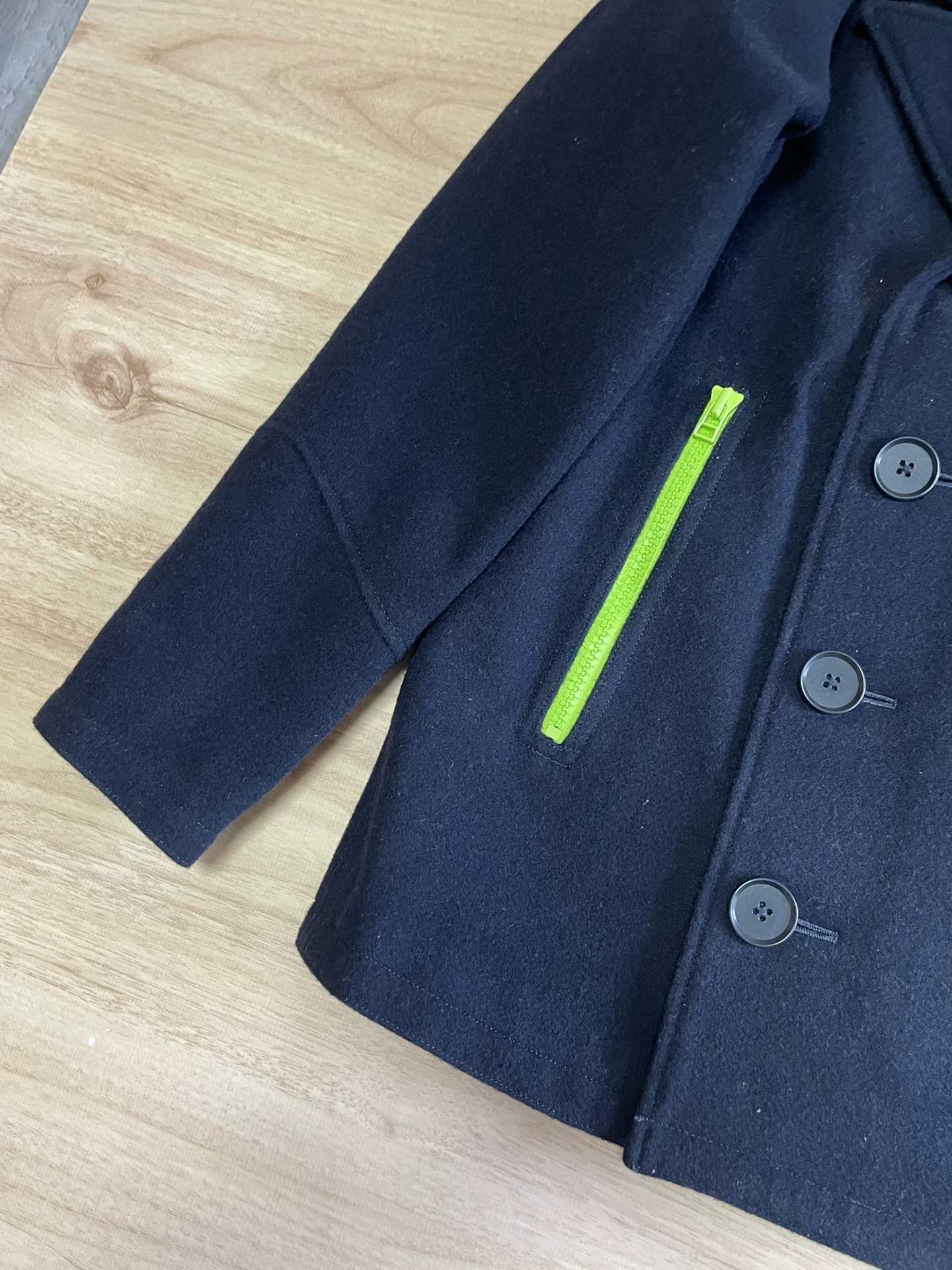 Fragment Design x Sophnet FSF Wool Coat — detail