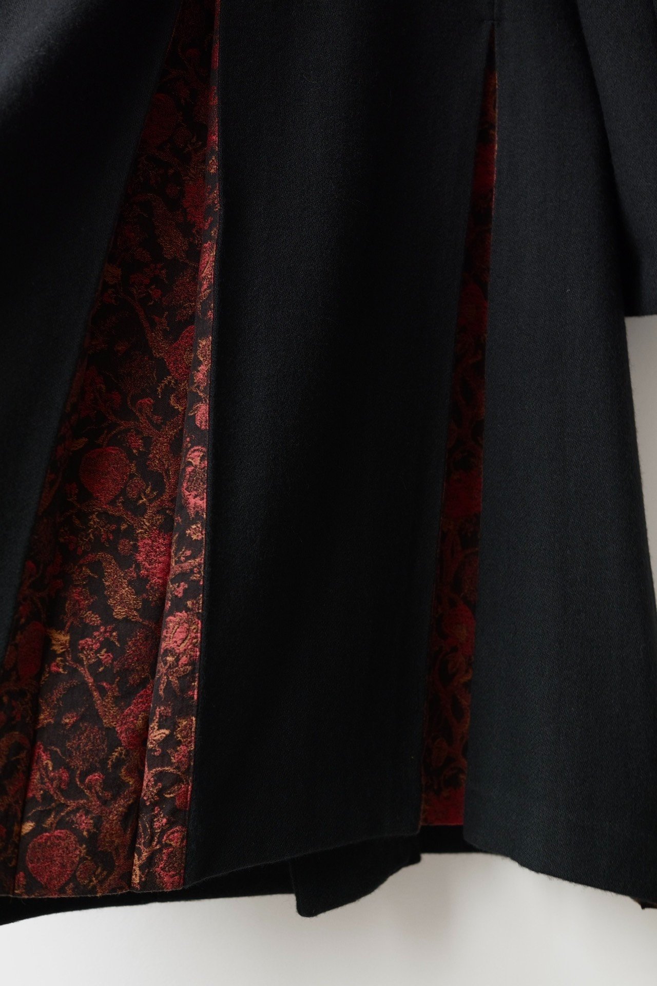 Yohji Yamamoto S'yte 18AW Pleated Coat — back