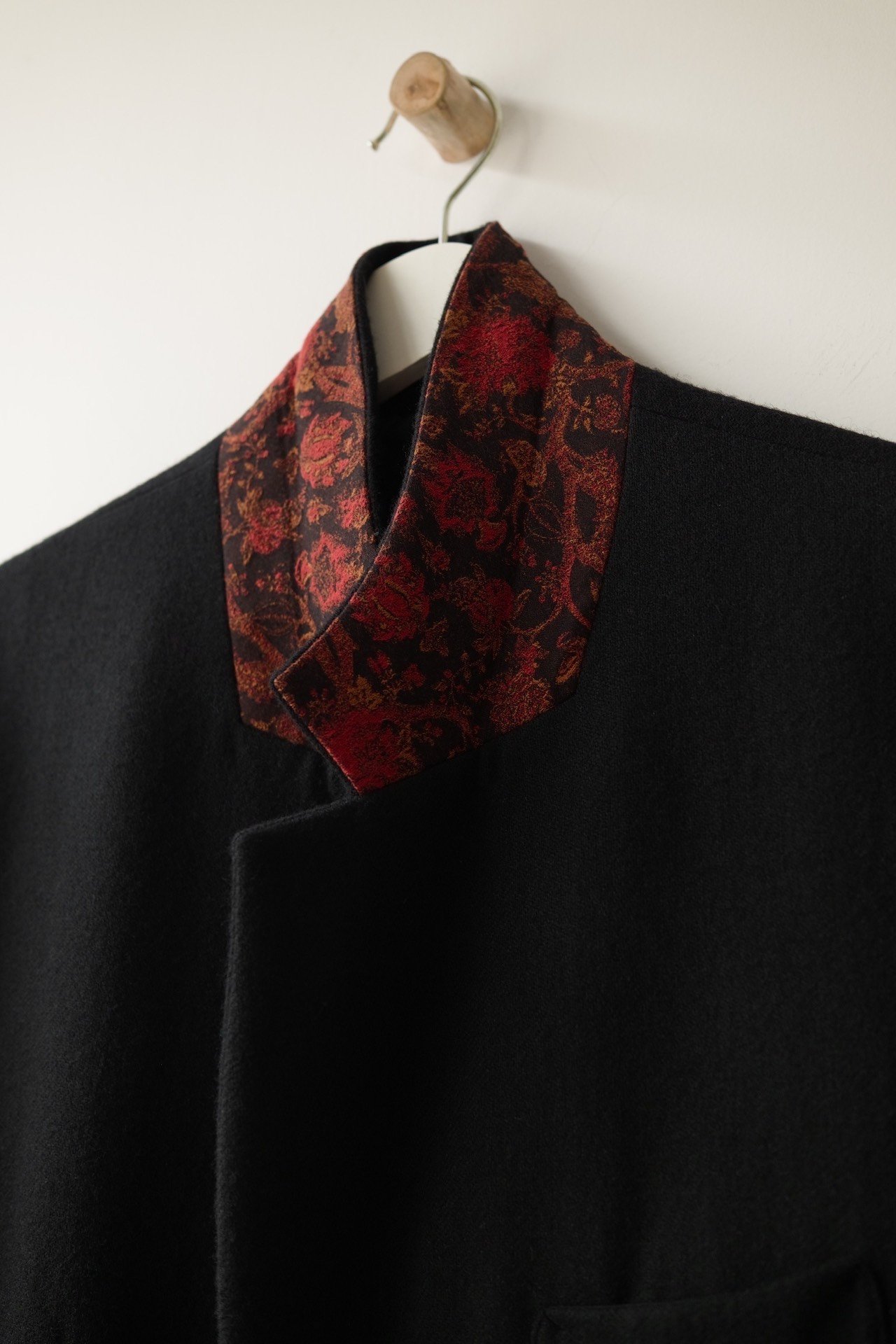 Yohji Yamamoto S'yte 18AW Pleated Coat — detail