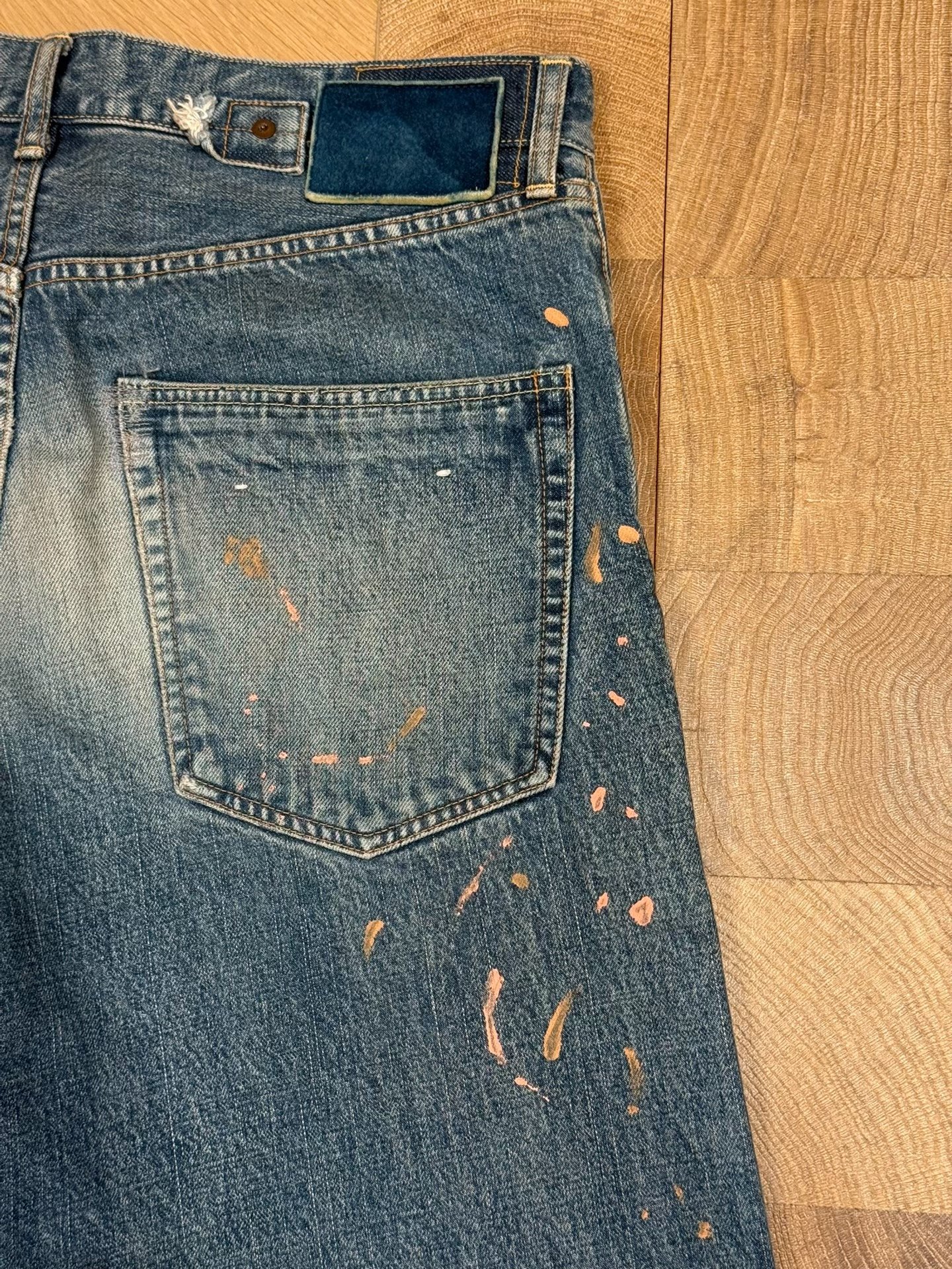 visvim Social Sculpture Wide Damaged Jeans — label