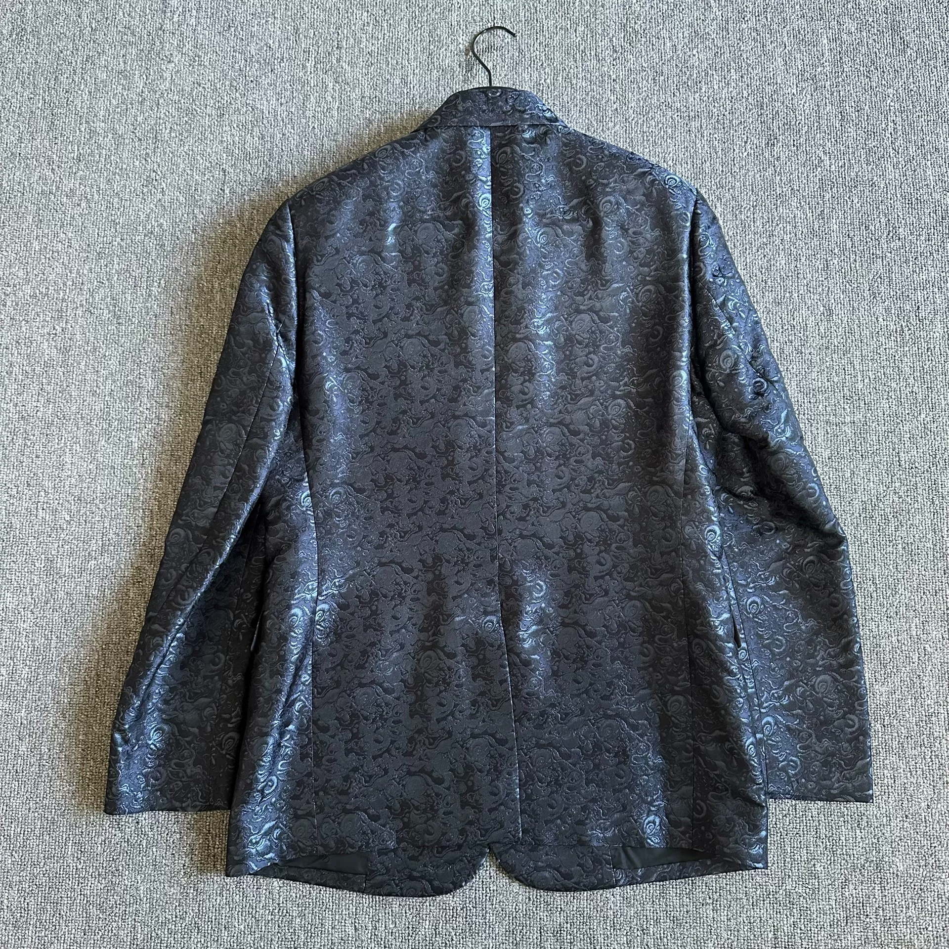 Dior Dark Blue Embossed Floral Suit — label