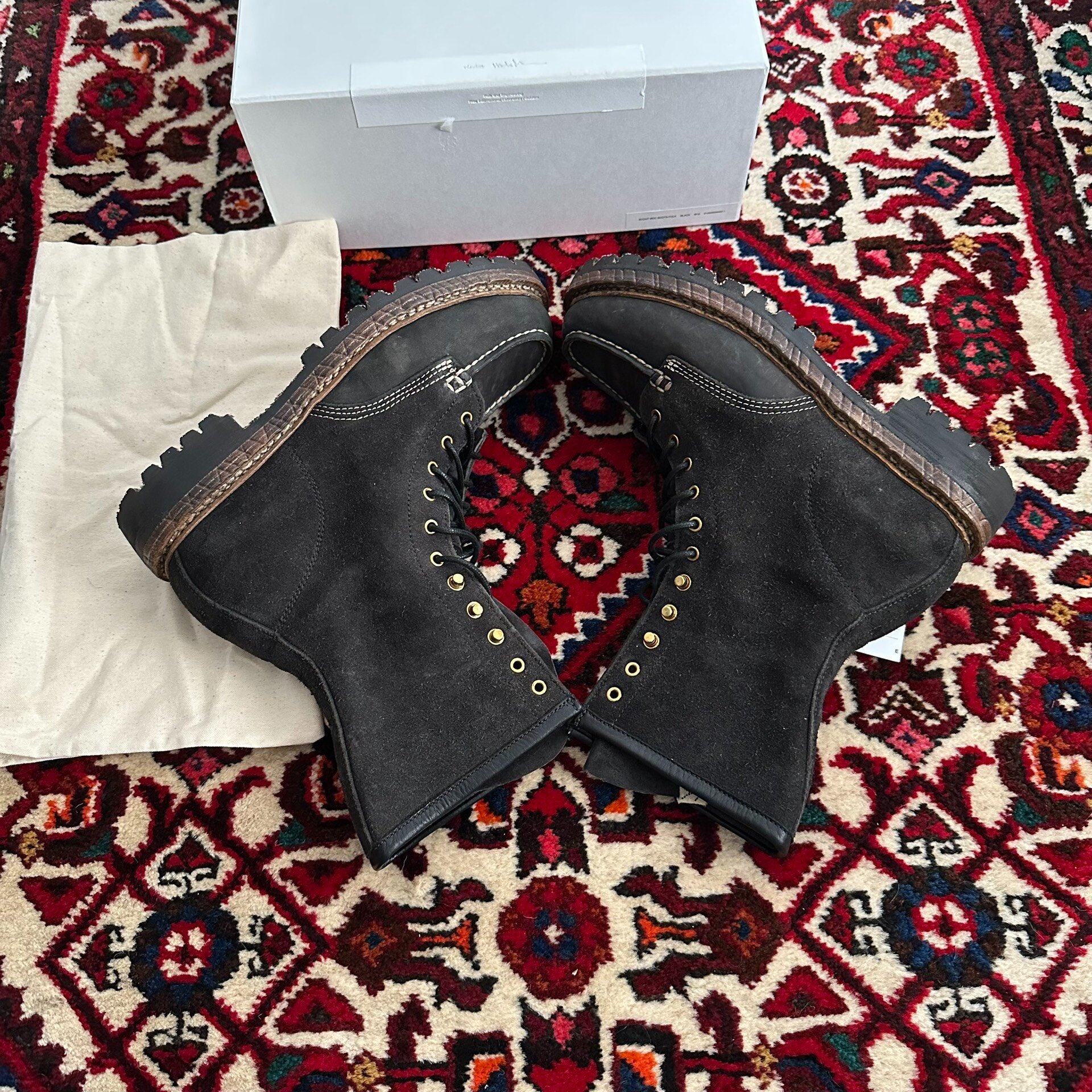 VISVIM 25AW SCOUT MOC BOOTS — label