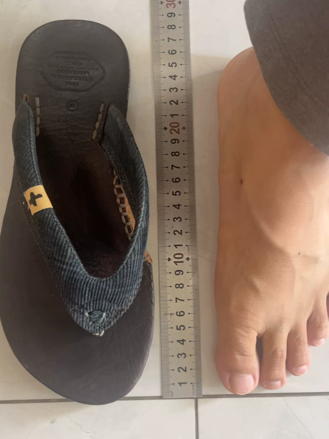 13SS Visvim LAMA-FOLK Flip-Flop Sandals — label