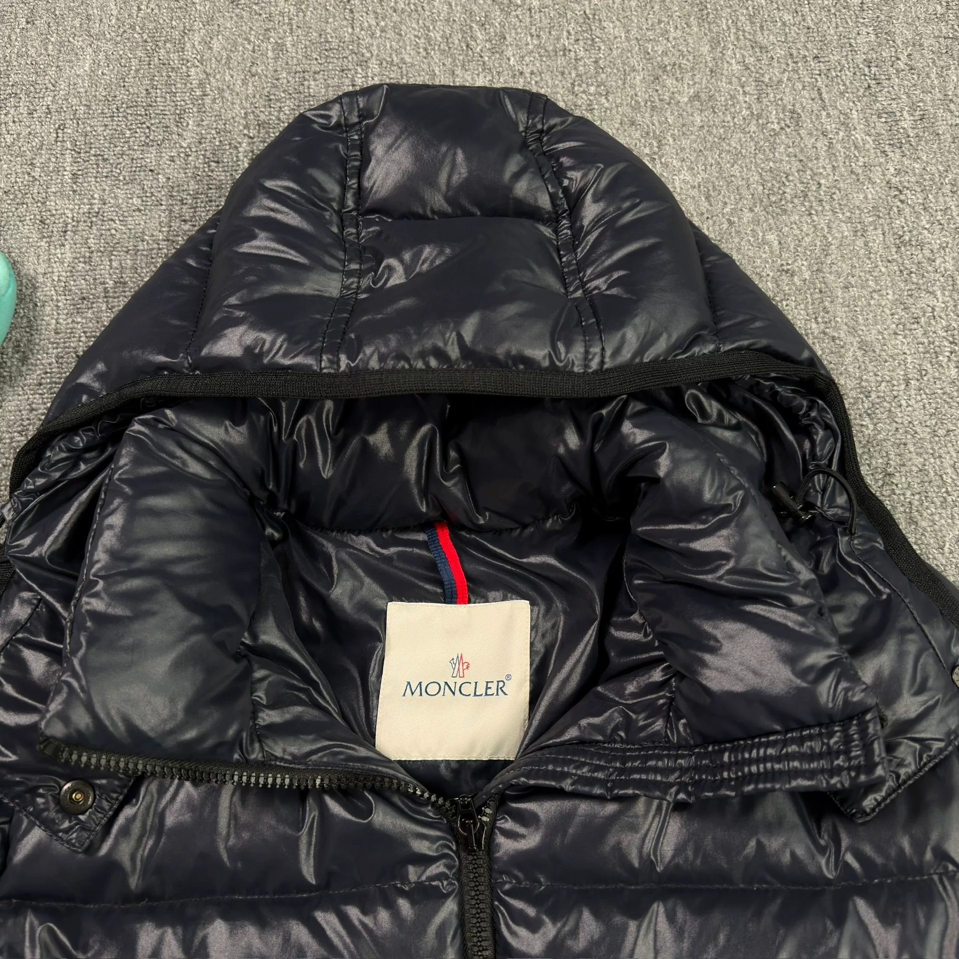 Moncler Bady Navy Short Down Jacket — detail