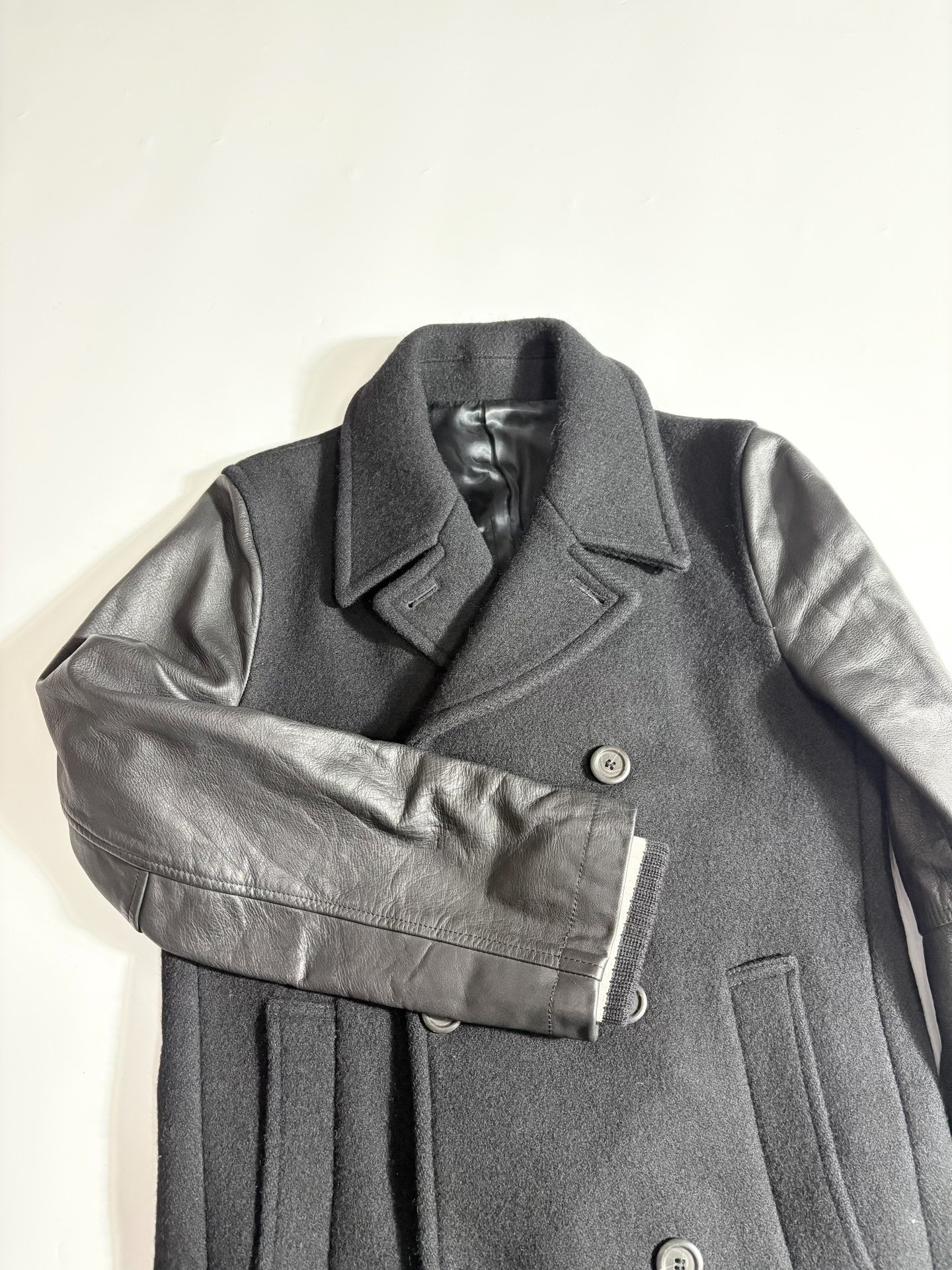 PHIGVEL Black Leather Sleeve Jacket — detail