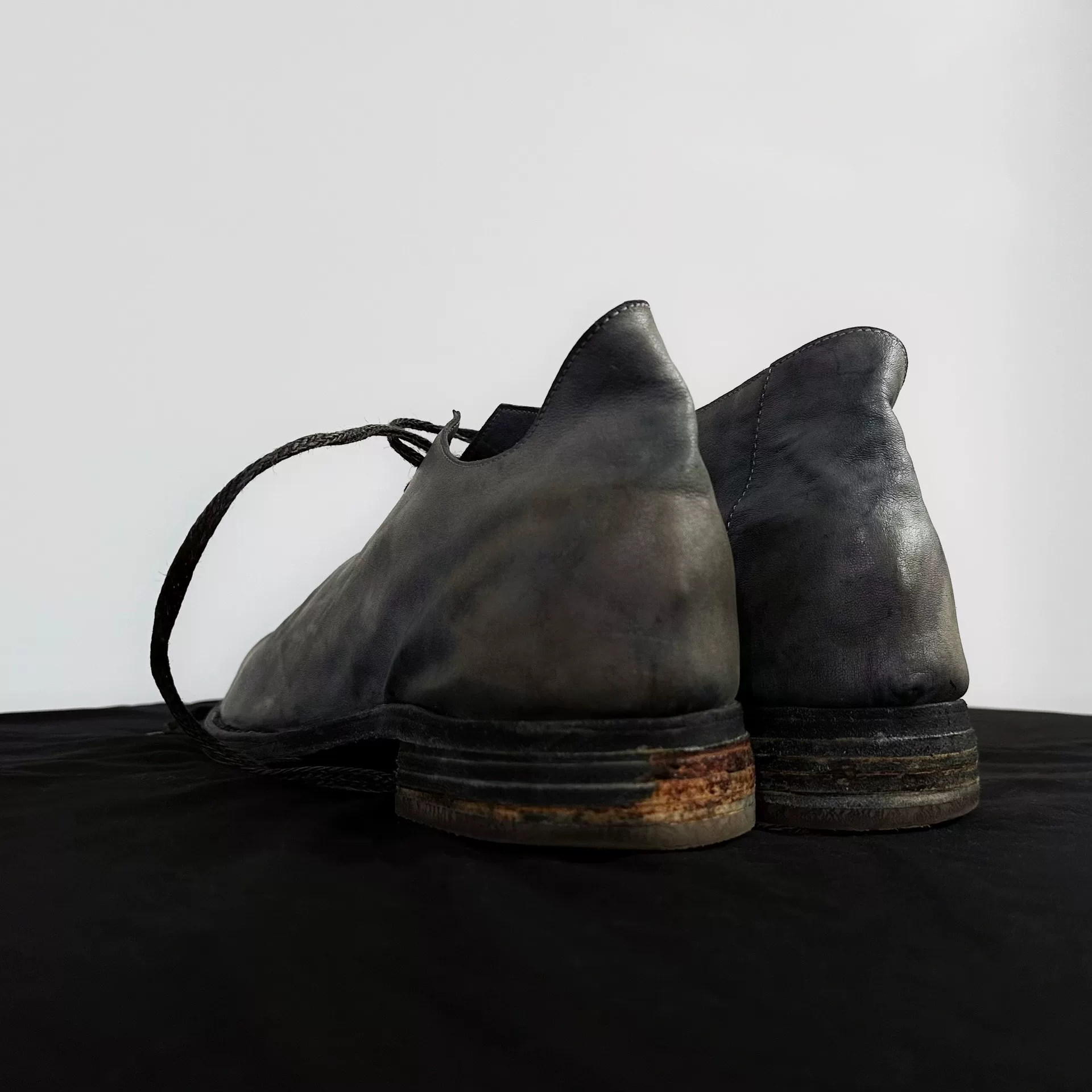 a1923 Gray Kangaroo Leather Derby — back