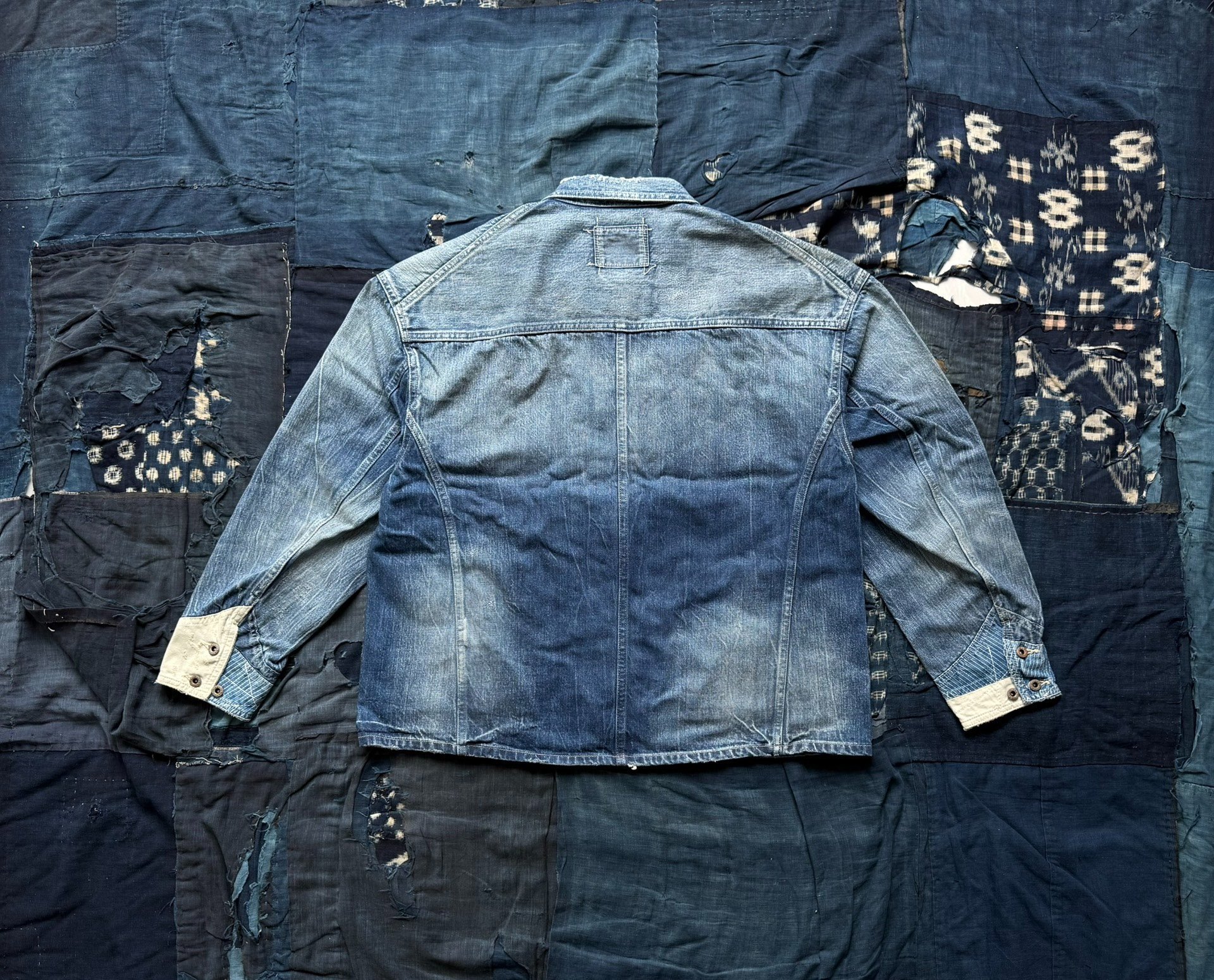 MADNESS 4P Regenerated Denim Chore Jacket — detail