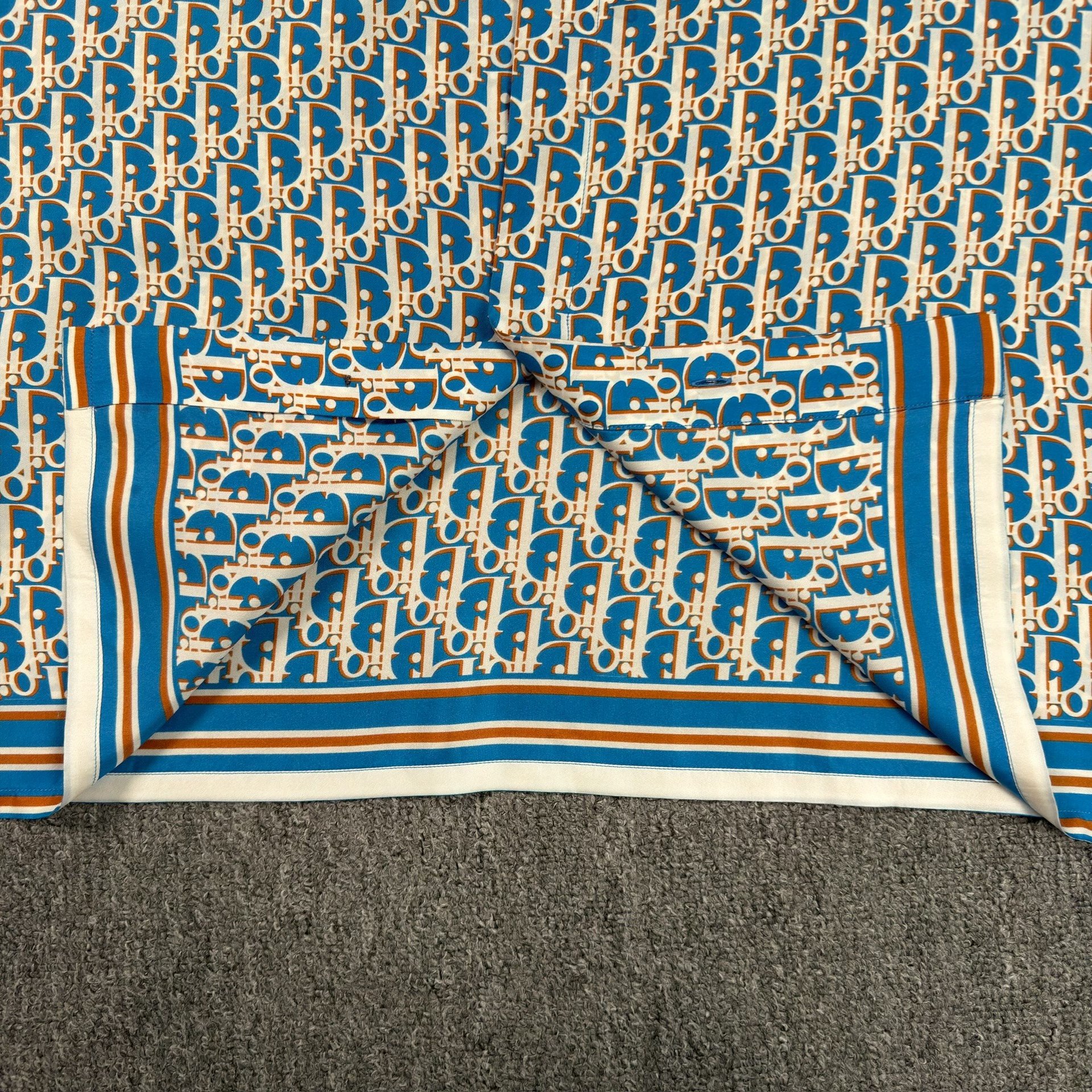 Dior Blue Logo Print Short-Sleeve Shirt — label