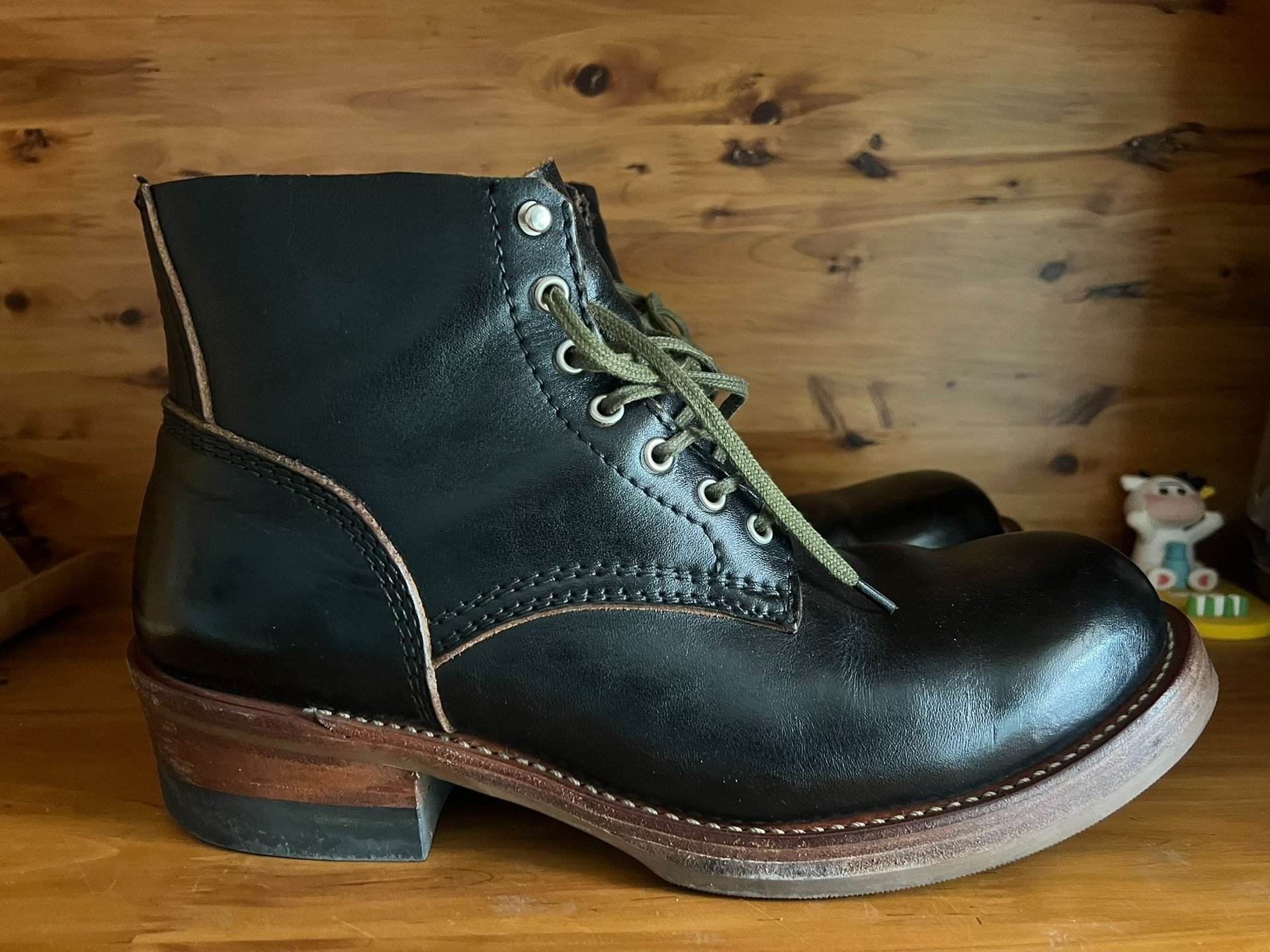 ADDICT CLOTHES Tea Core Leather Work Boots — detail