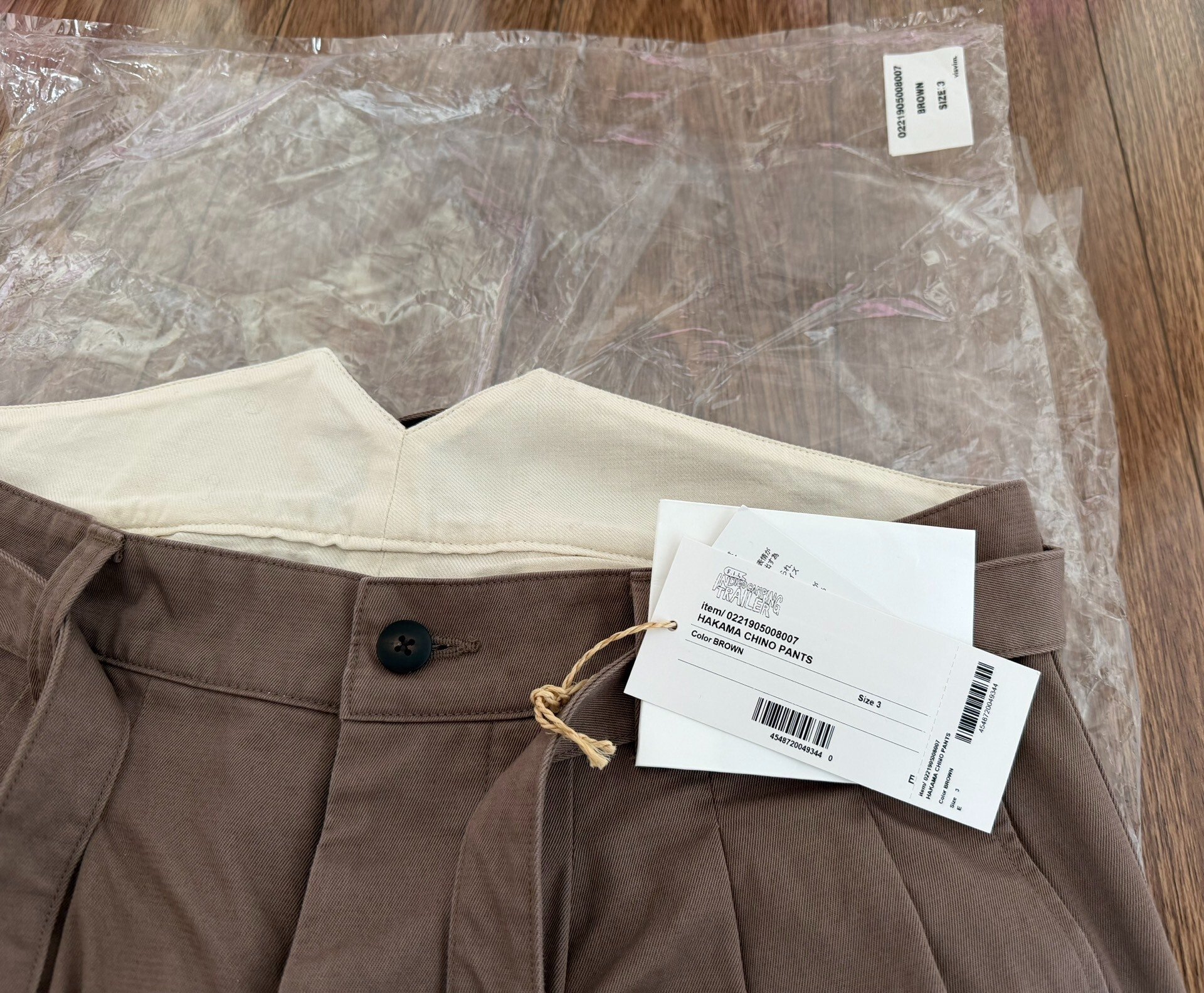 VISVIM ICT HAKAMA CHINO PANTS — detail