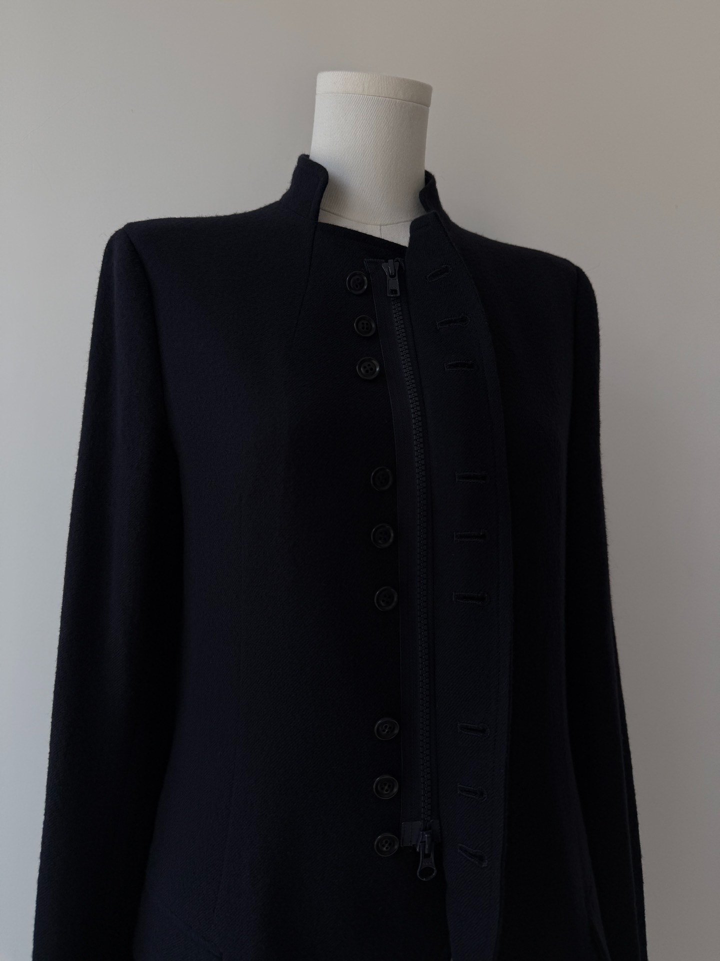 Yohji Yamamoto Y's Wool Stand Collar Coat — detail