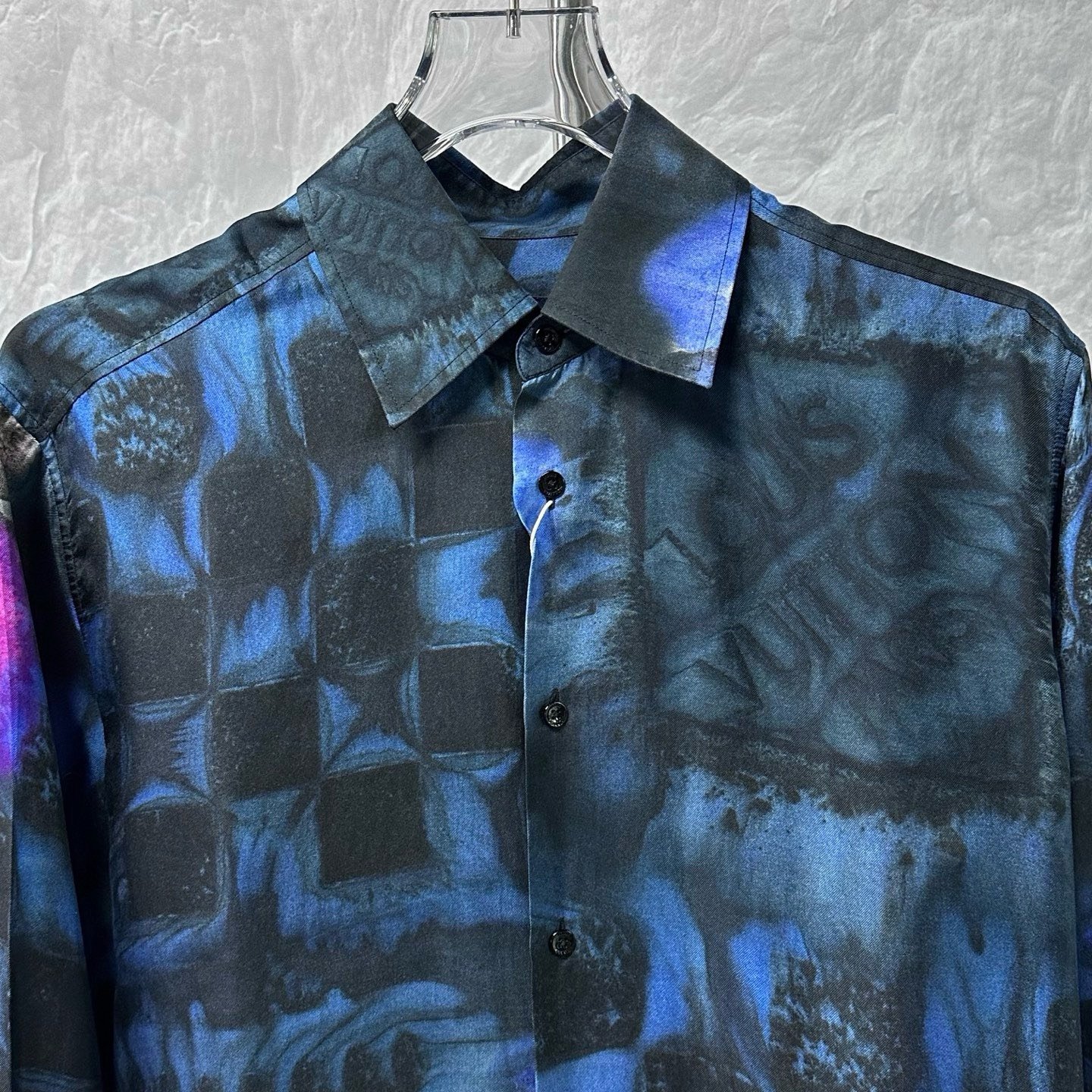 Louis Vuitton Silk Long Sleeve Shirt — front