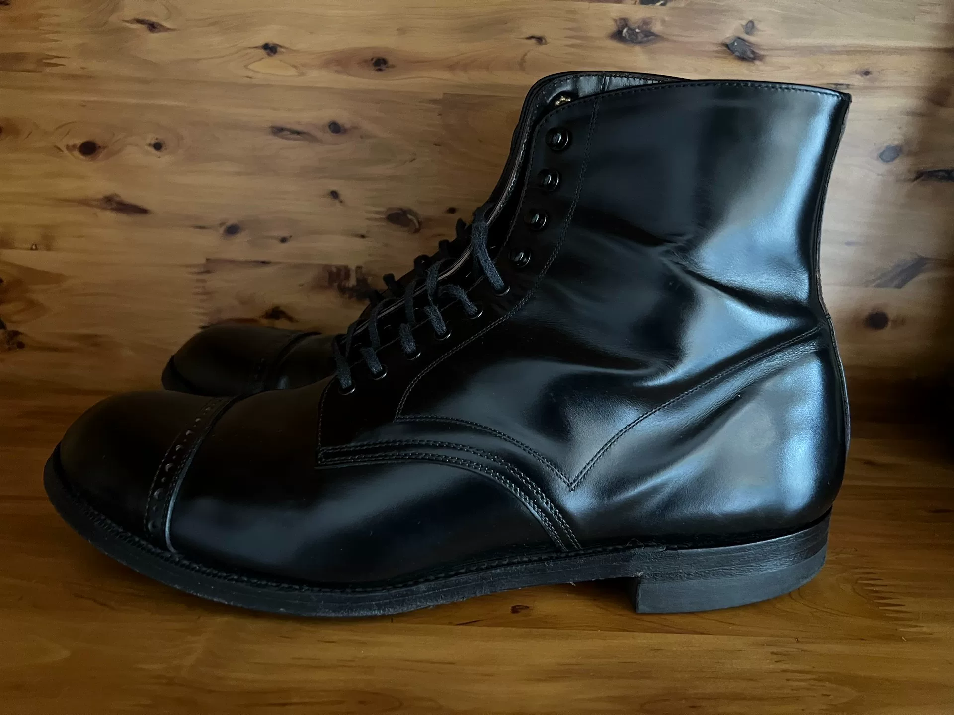 Phigvel Leather Service Boots