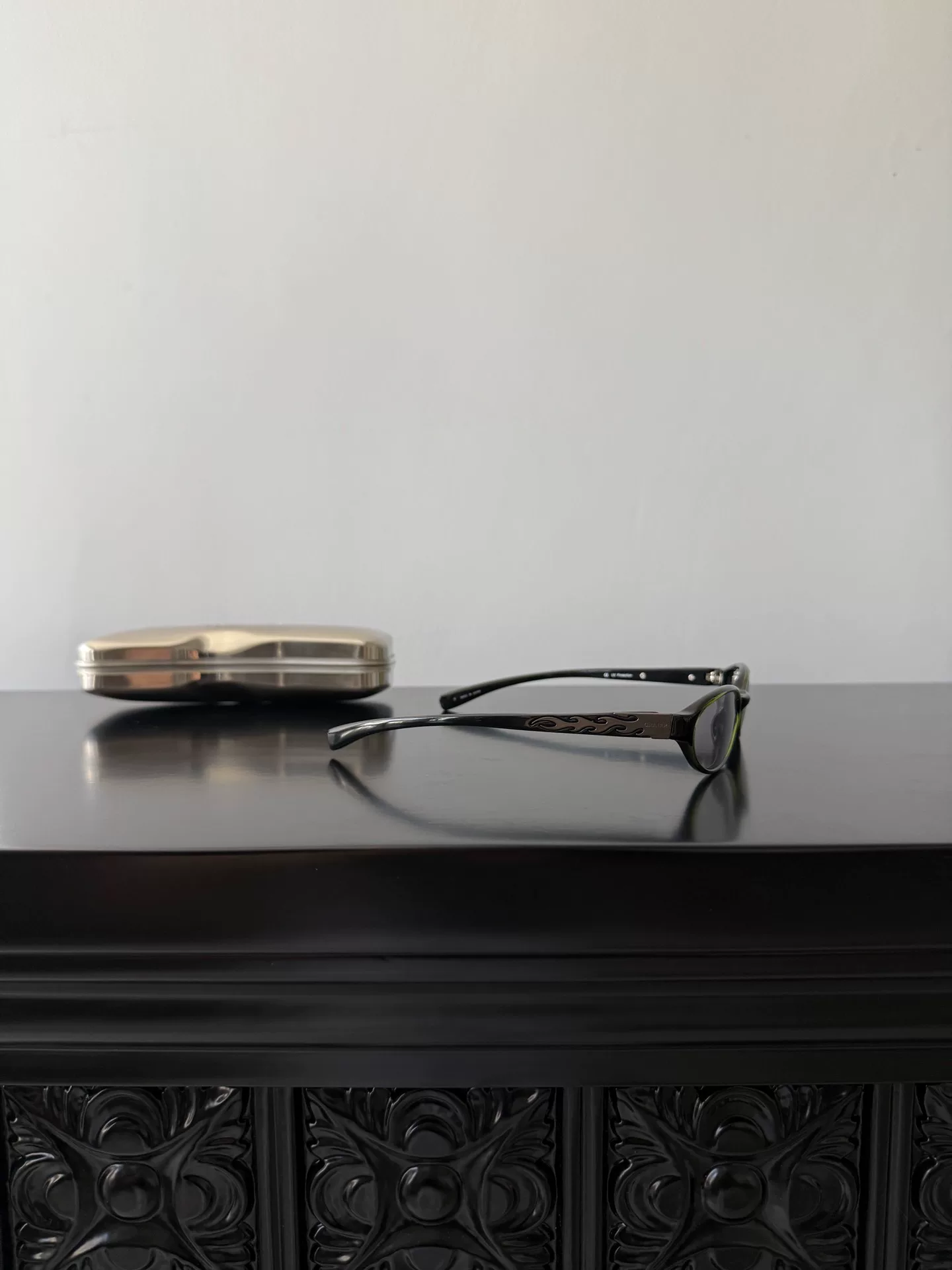 Jean Paul Gaultier Cosmic Horror Sunglasses — detail