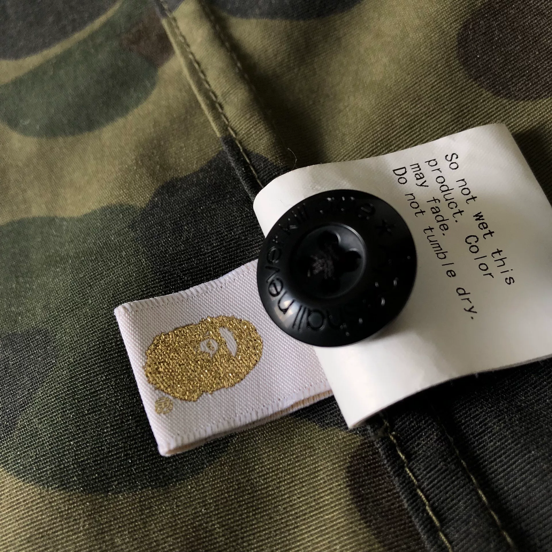 Bape Camouflage Windbreaker Raincoat M — back