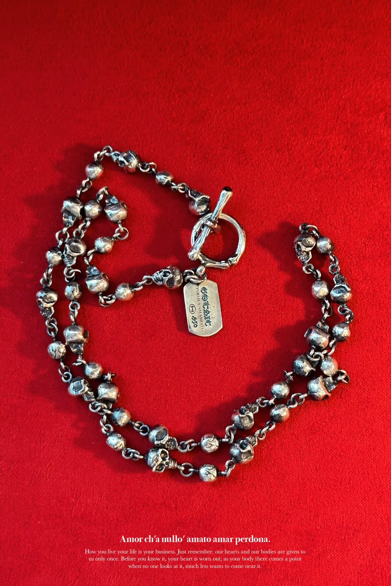 Yohji Yamamoto Gothic Silver Alien Skull Necklace — detail