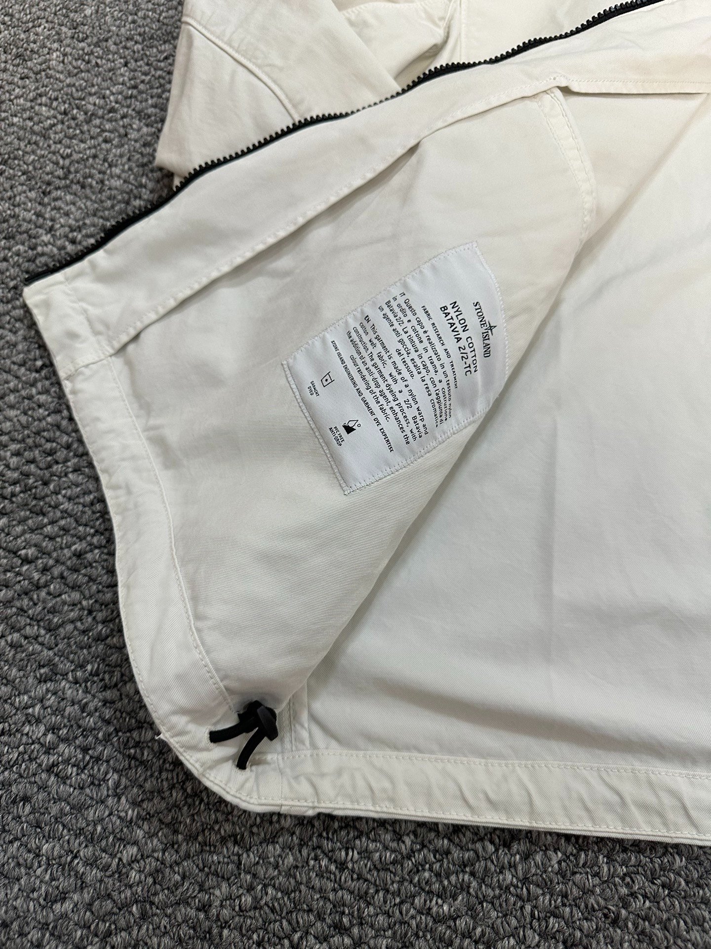 Stone Island Nylon Cotton Blend Jacket — detail