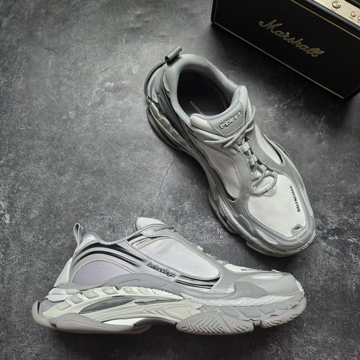 Balenciaga Triple S2.0 Gray White — label