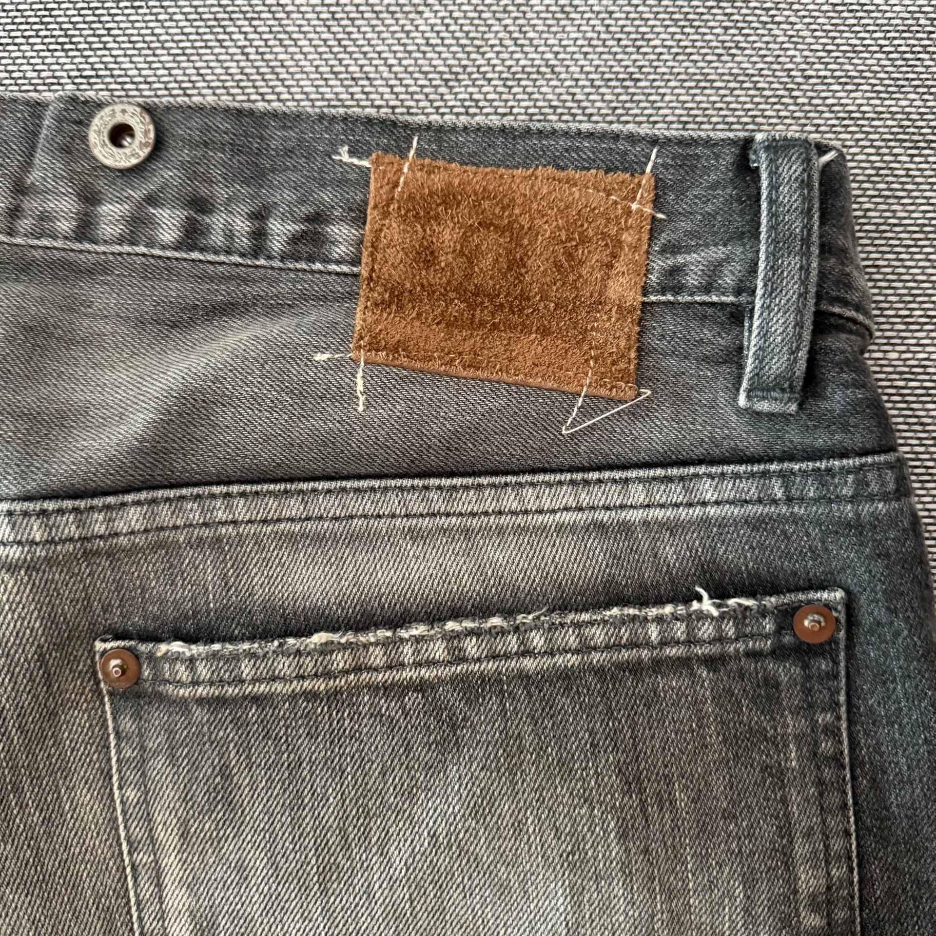 Madness 23AW Dragon Limited Jeans — back