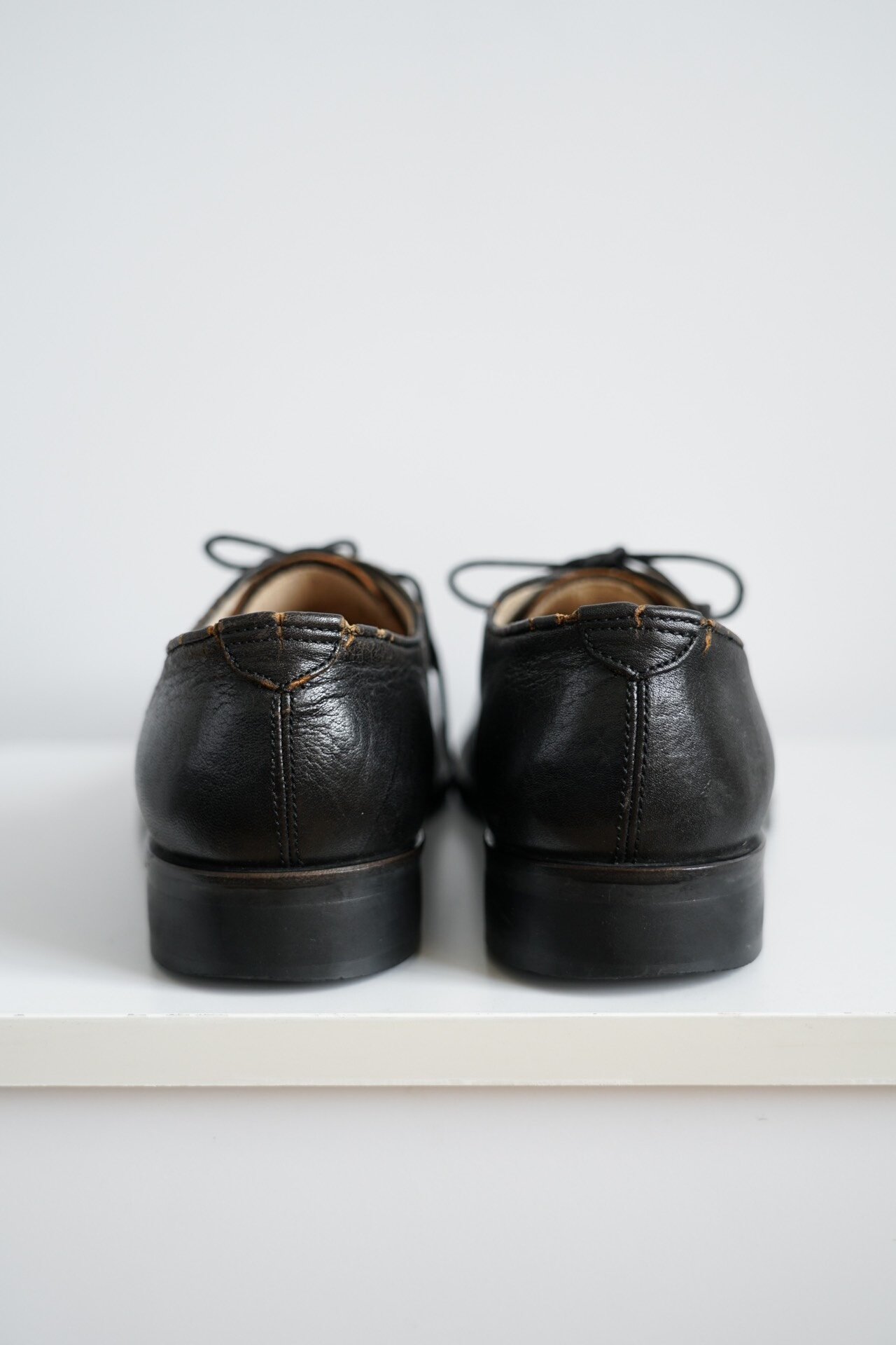 Yohji Yamamoto 1996 SS Leather Cutout Shoes — detail