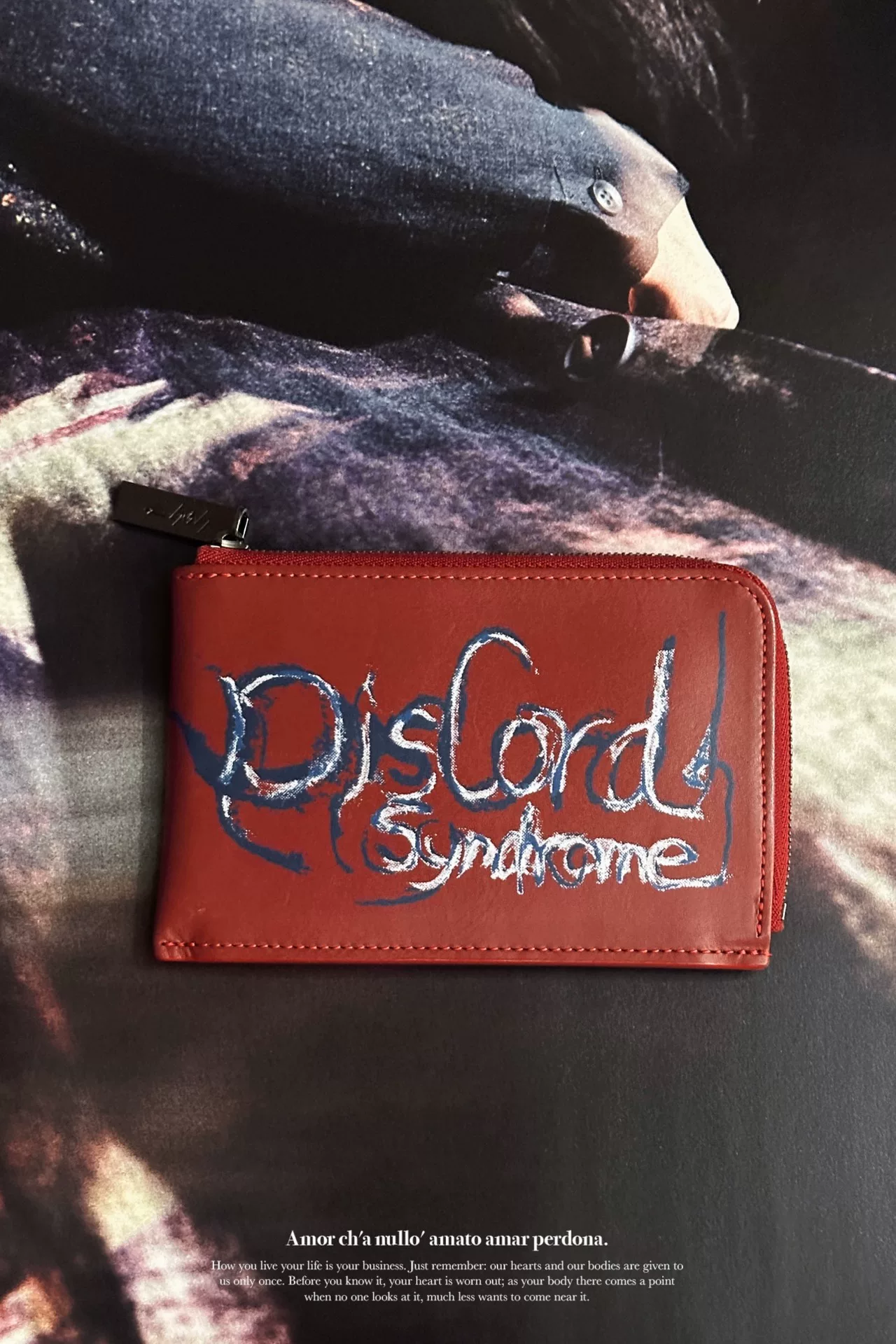 Yohji Yamamoto Discord Graffiti Wallet — detail