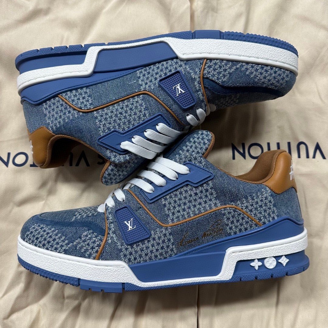 Louis Vuitton LV Trainer Low-Top Sneakers — label