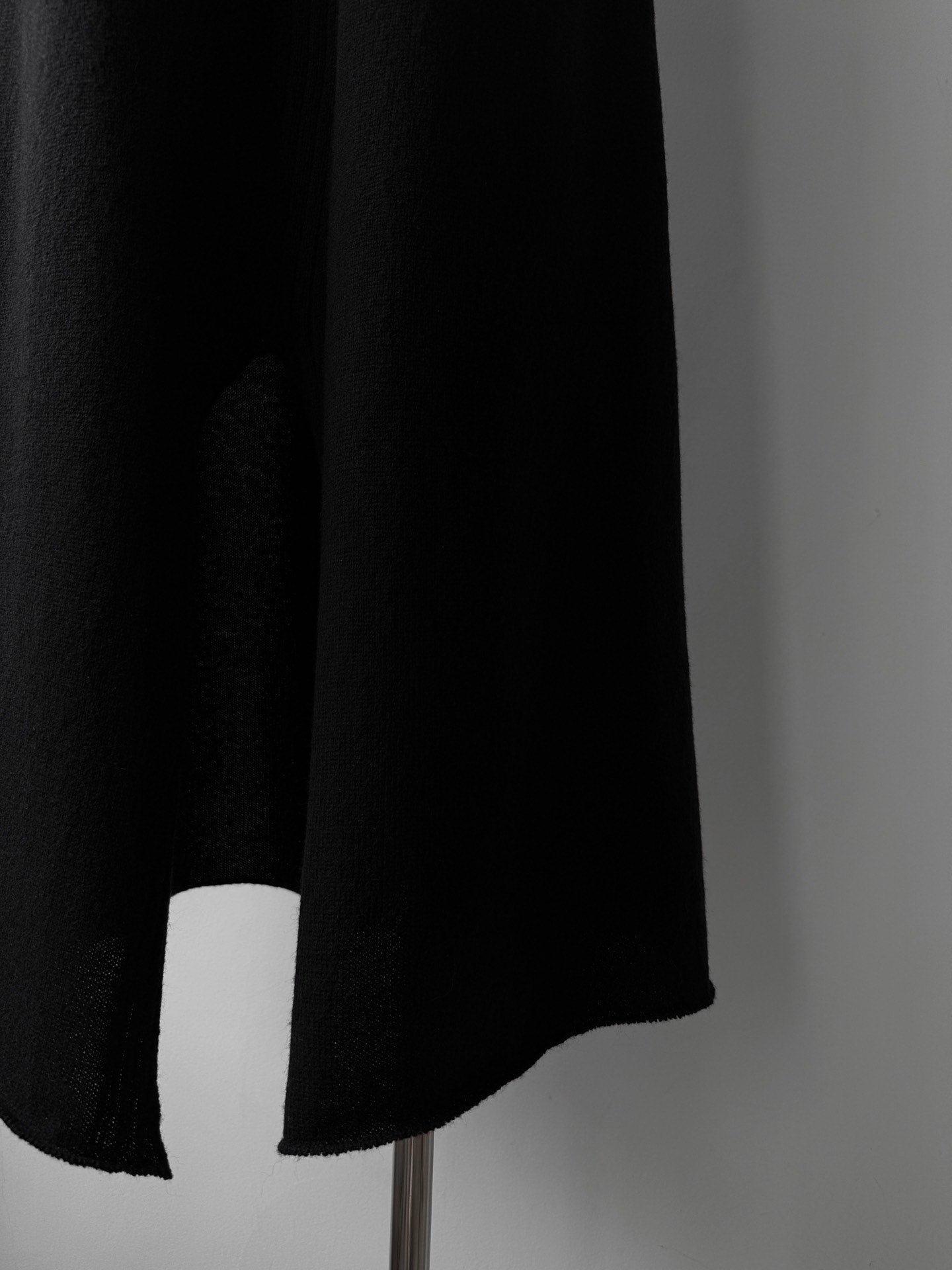 Yohji Yamamoto Y's Asymmetric Wool Maxi Skirt — detail