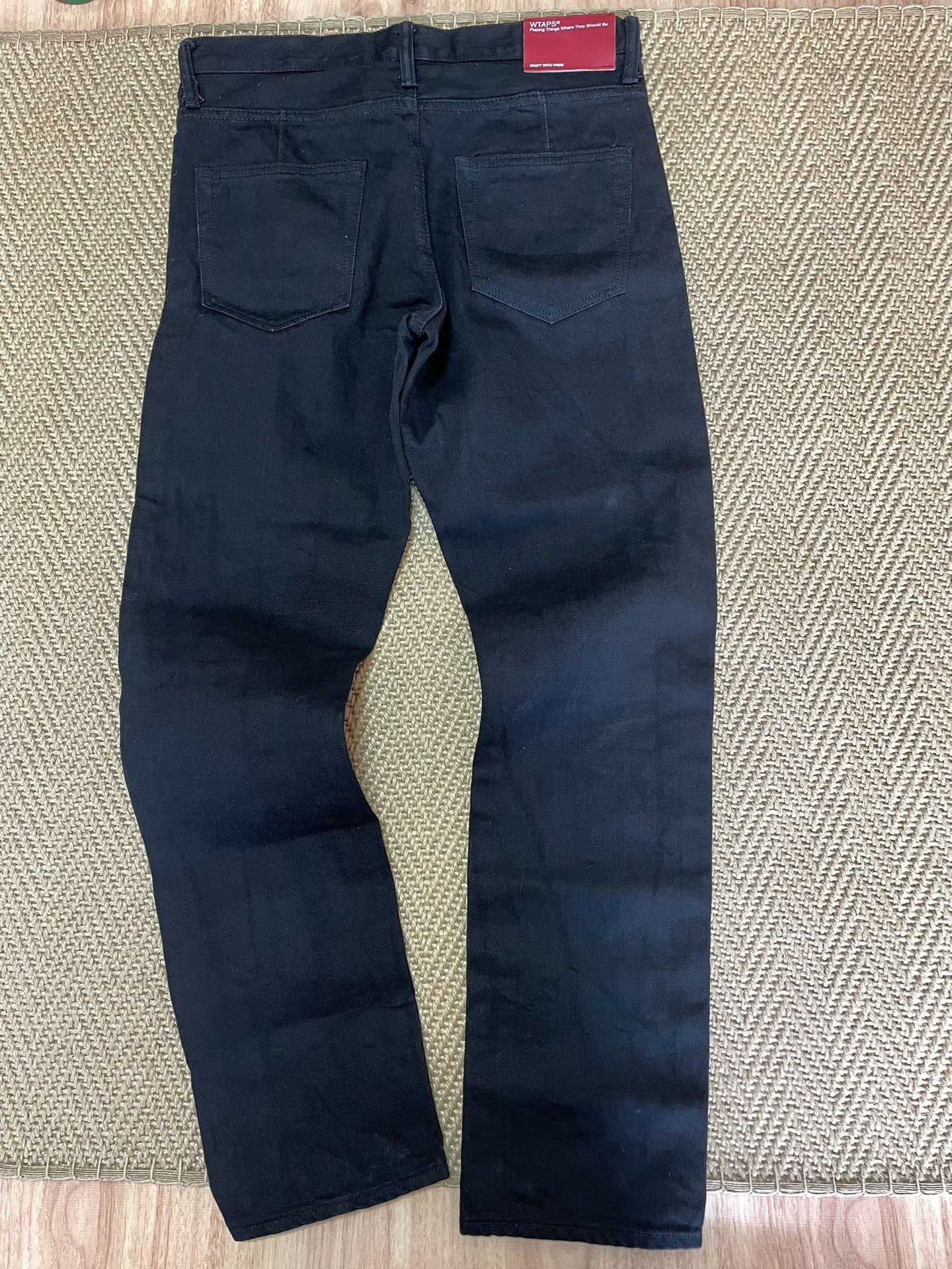 WTAPS BLUES VERY SKINNY CASUAL JEANS — detail