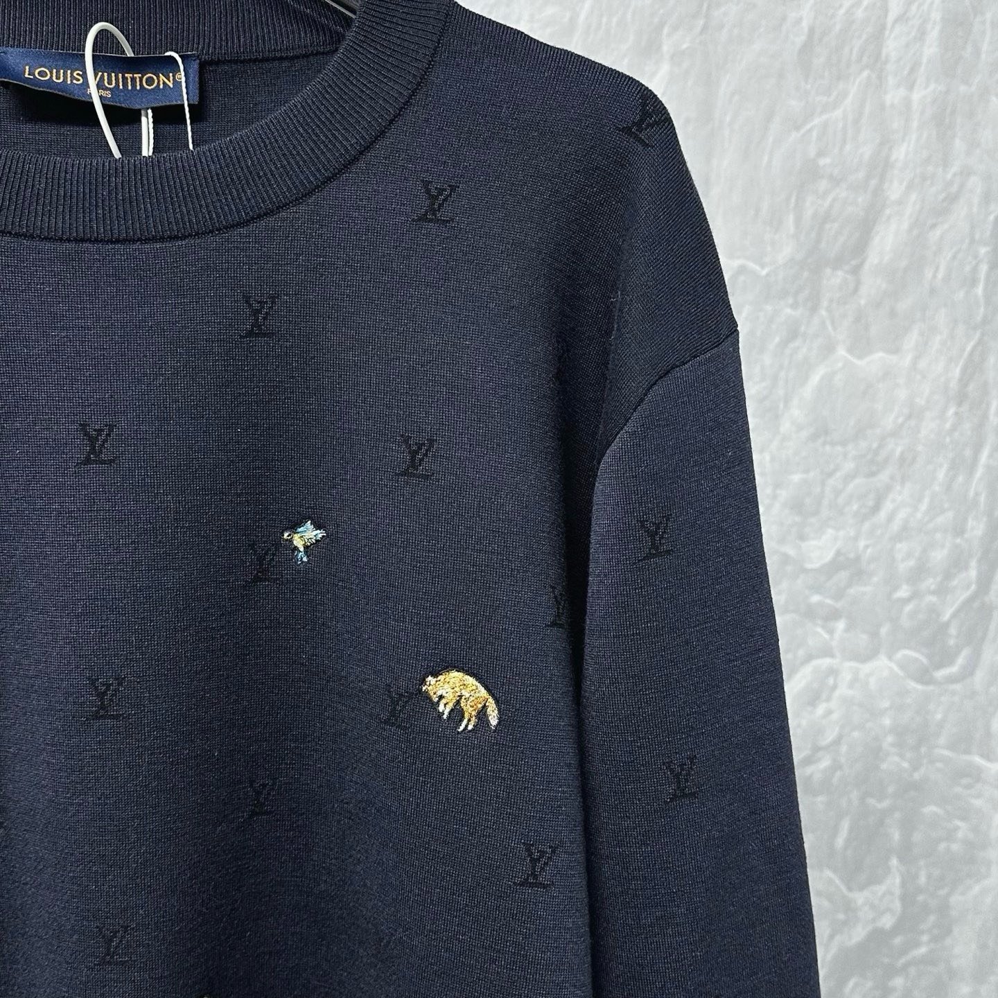 Louis Vuitton SS26 Animal Embroidery Wool Sweater XL — detail